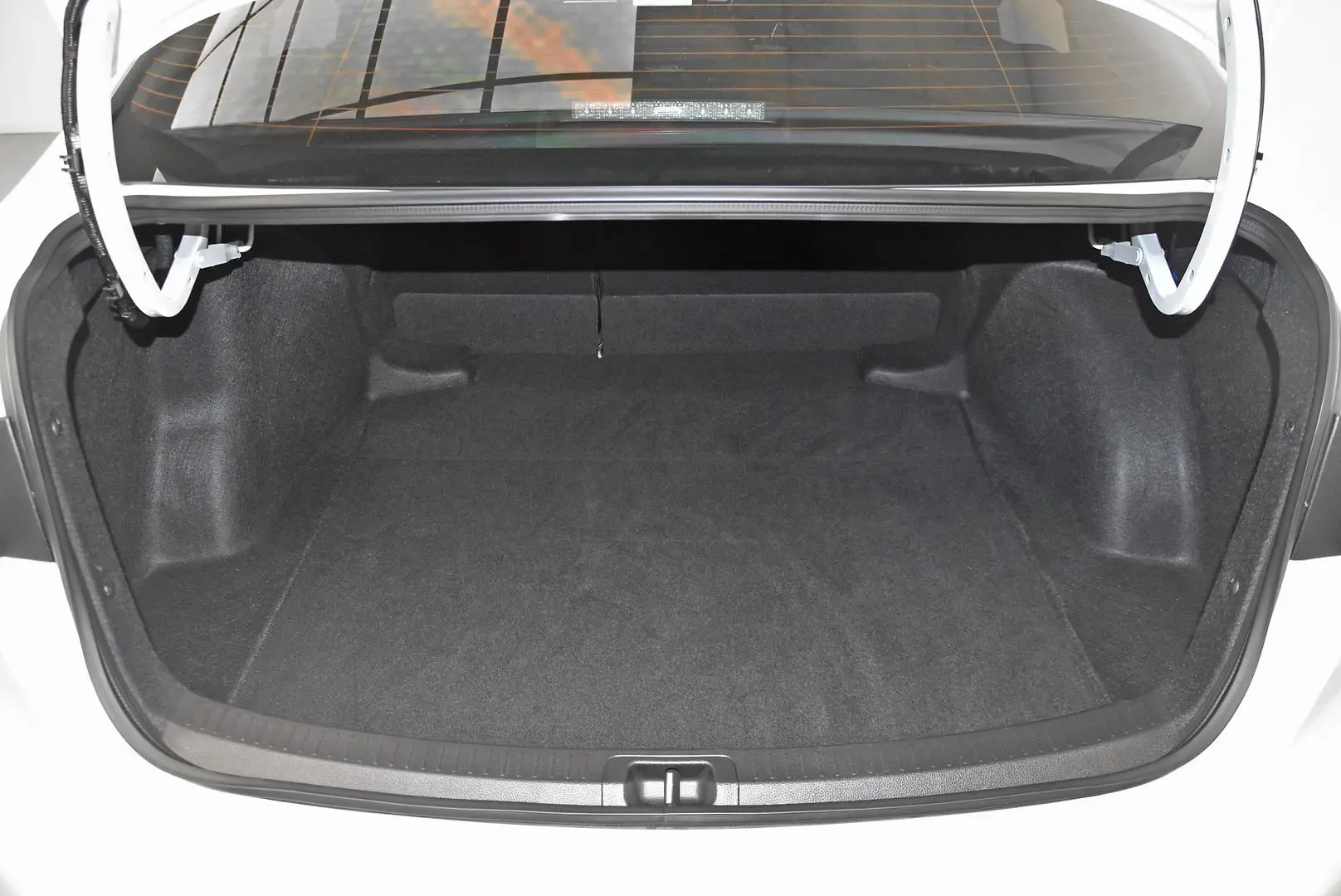 2024 Toyota Corolla Gallery Image 21