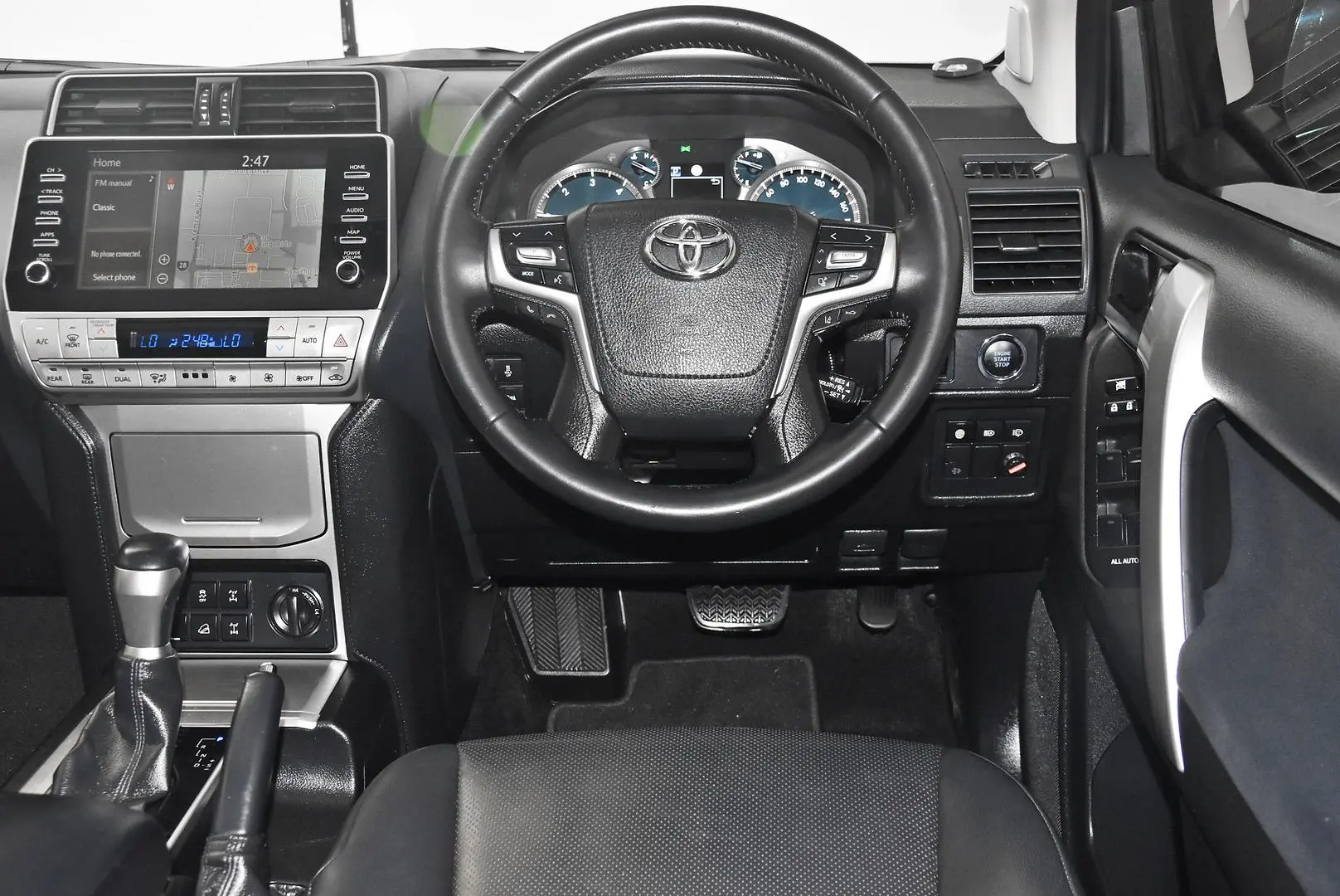 2021 Toyota Landcruiser Prado Gallery Image 13