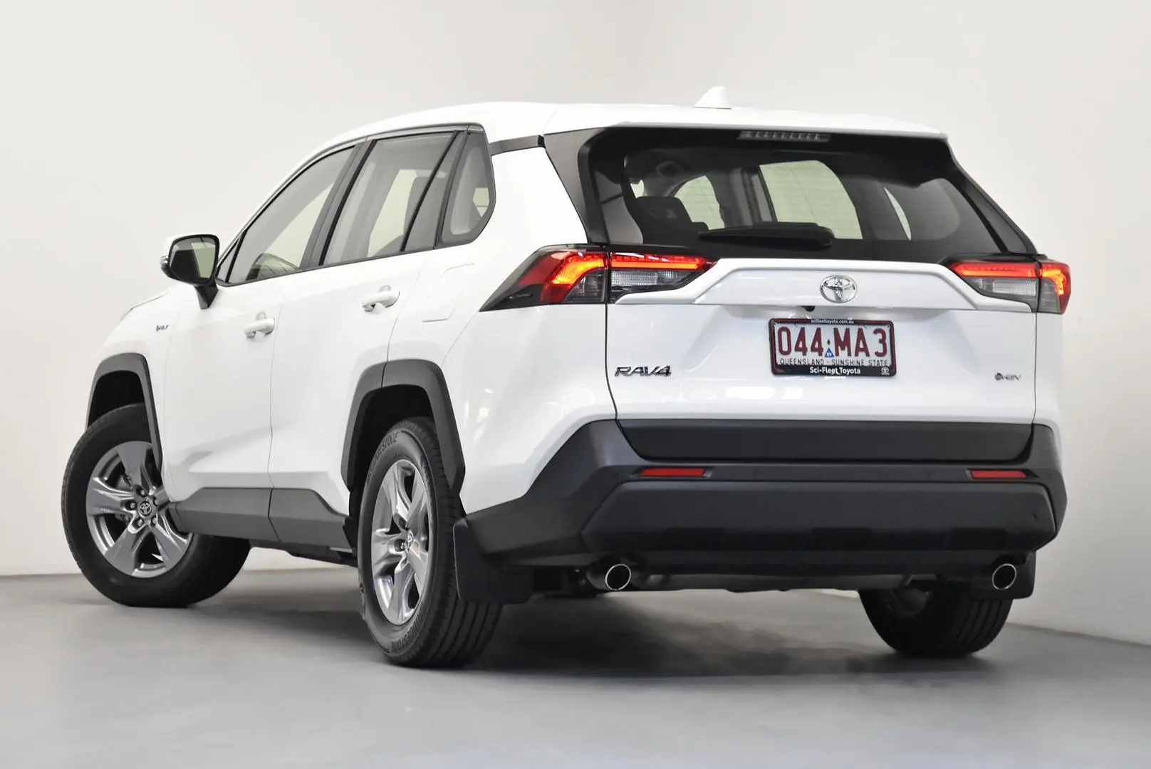 2024 Toyota RAV4 Gallery Image 5