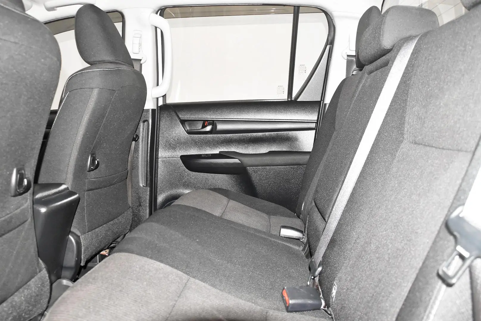 2018 Toyota Hilux Gallery Image 19