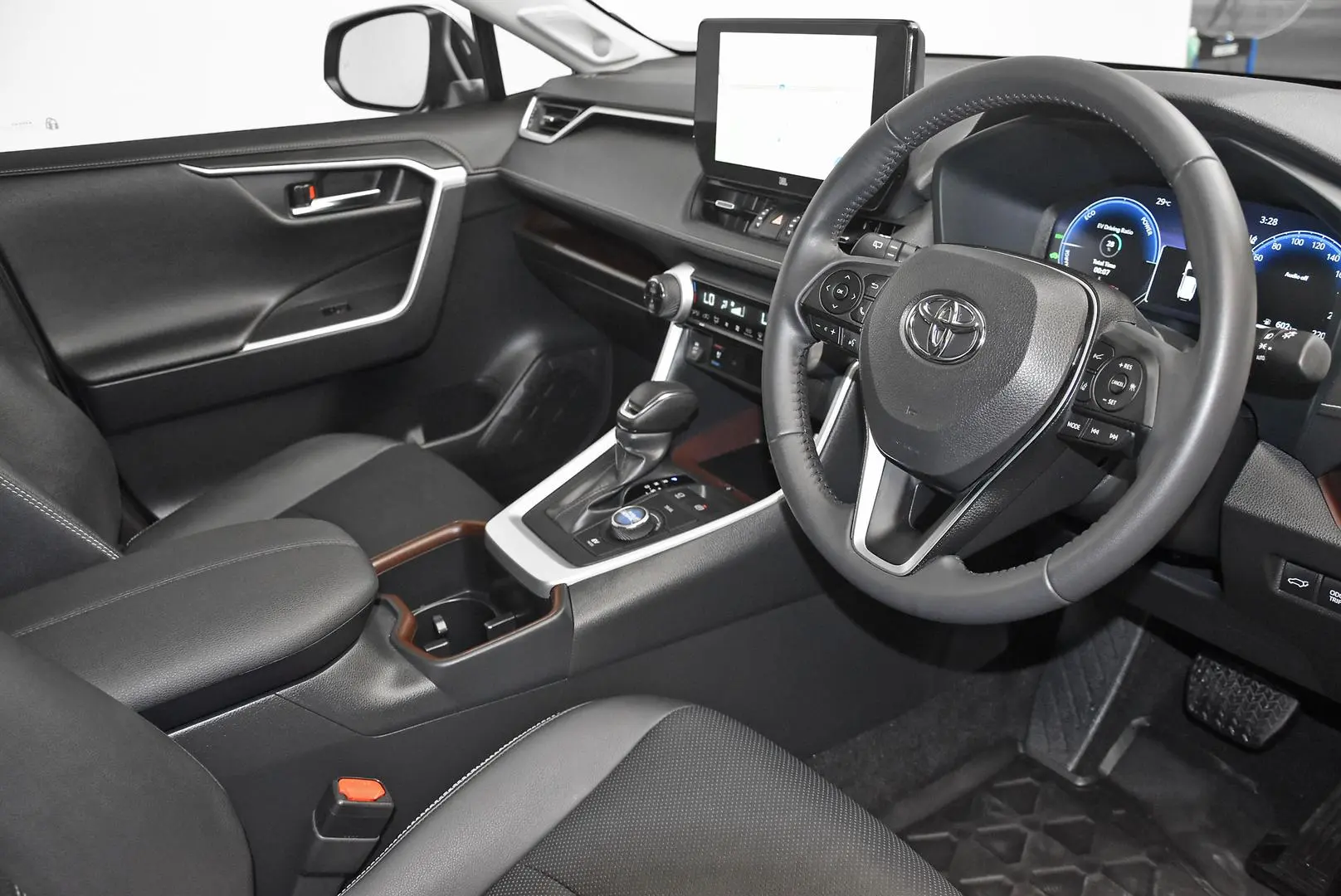 2024 Toyota Rav4 Gallery Image 9