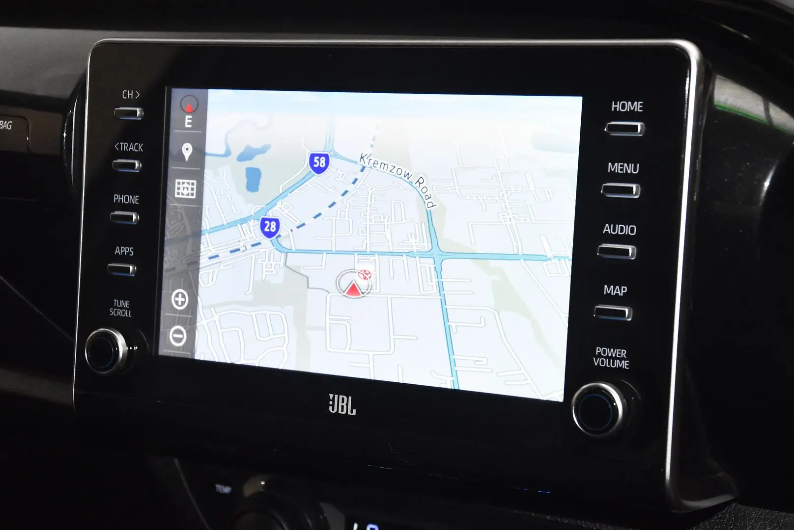 2022 Toyota Hilux Gallery Image 11