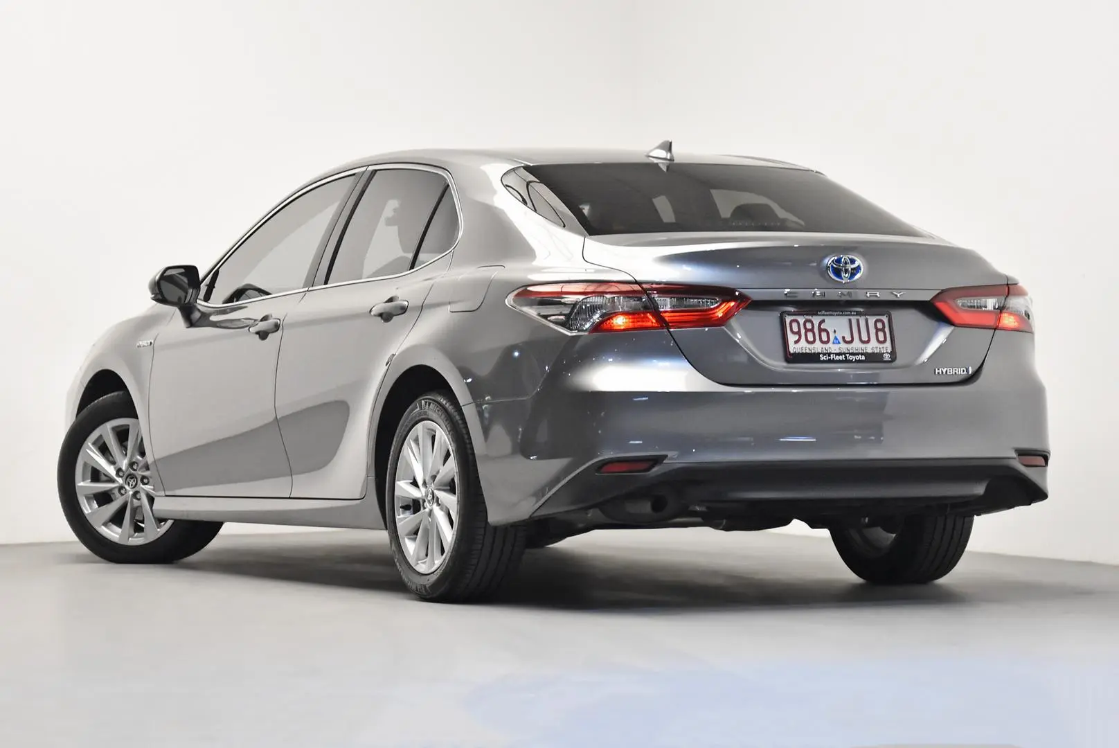 2023 Toyota Camry Gallery Image 5
