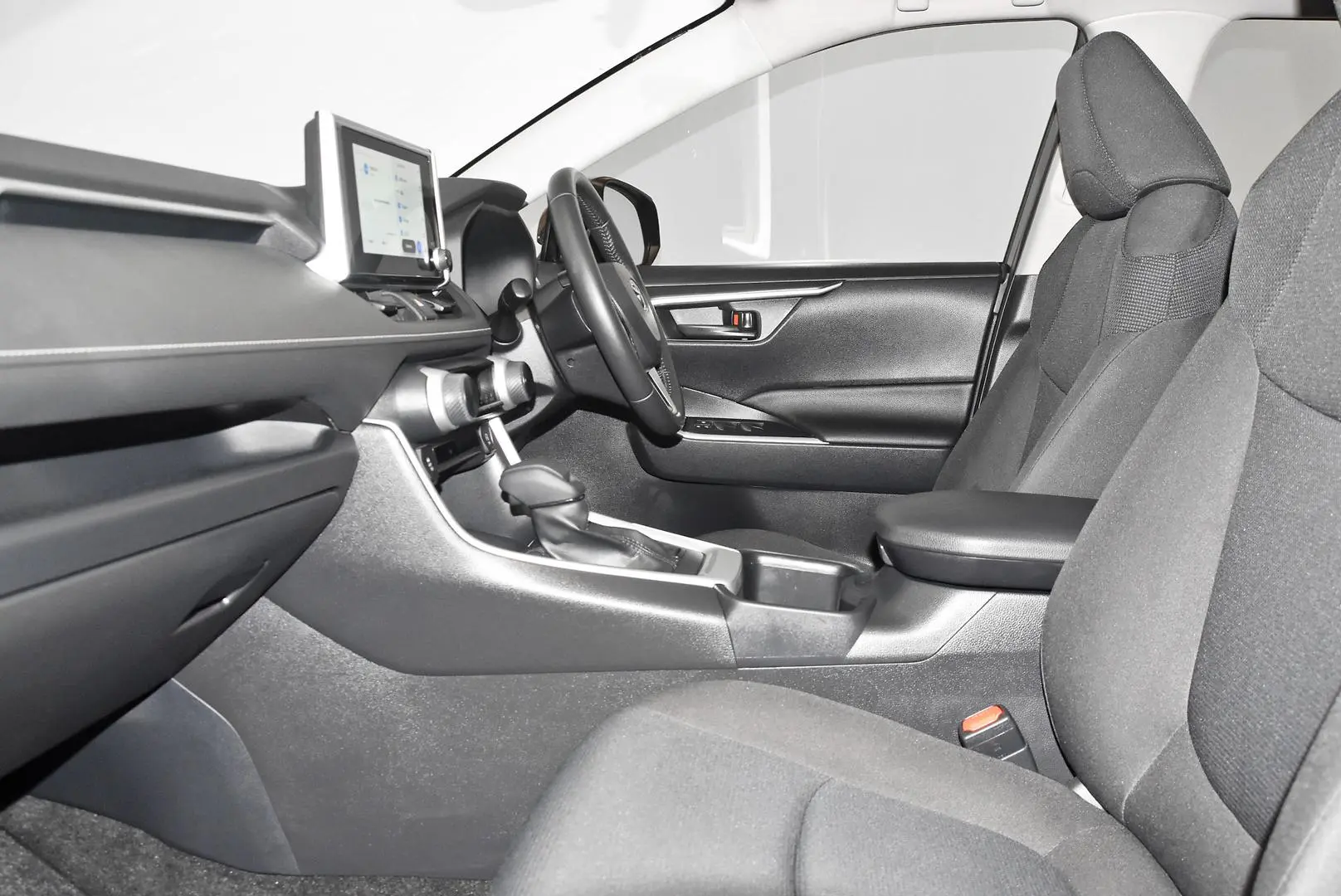 2022 Toyota RAV4 Gallery Image 17