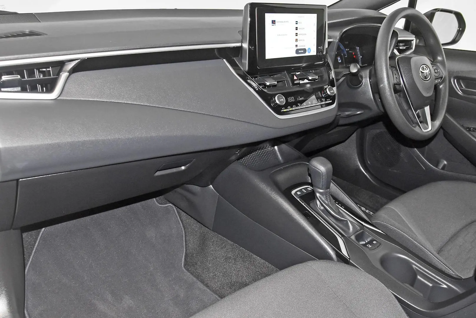 2025 Toyota Corolla Gallery Image 17