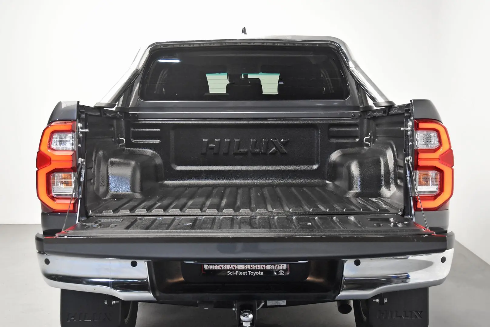 2021 Toyota Hilux Gallery Image 20