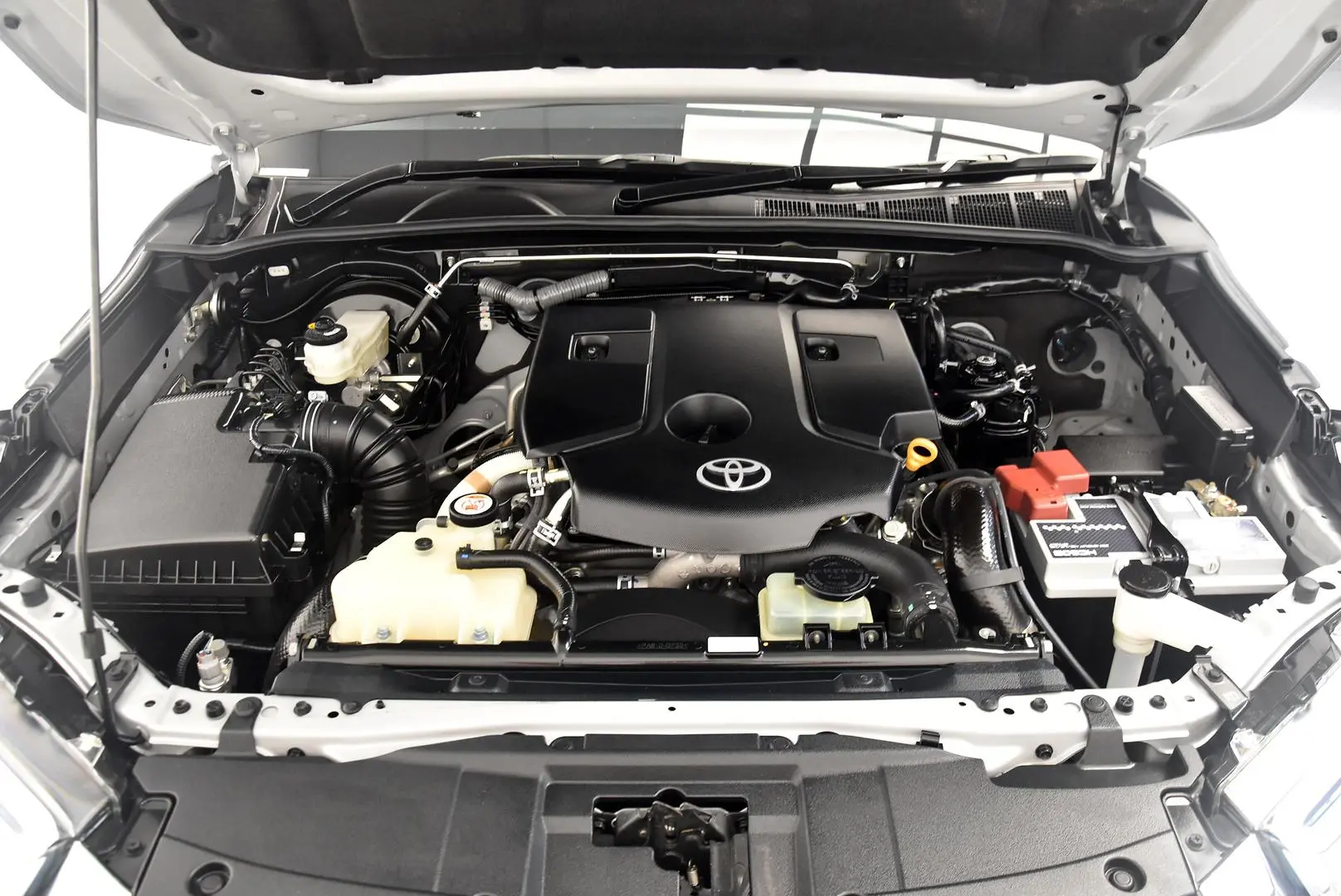 2021 Toyota Hilux Gallery Image 21