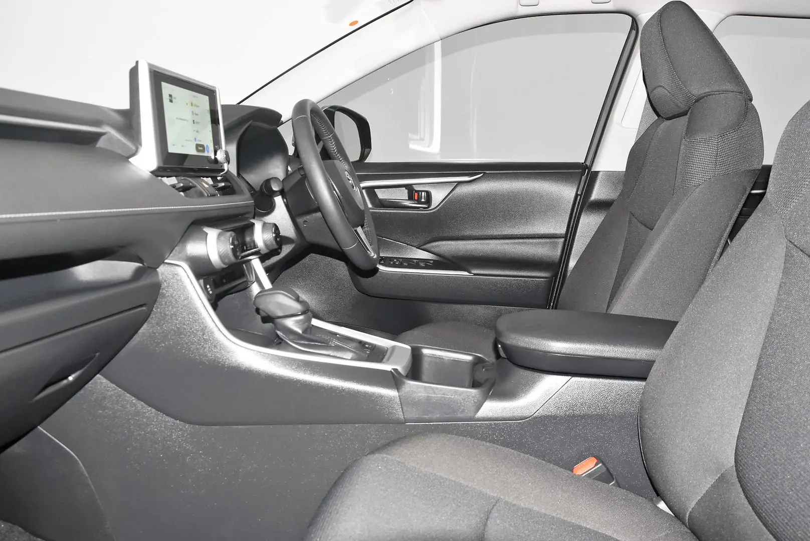 2024 Toyota RAV4 Gallery Image 18