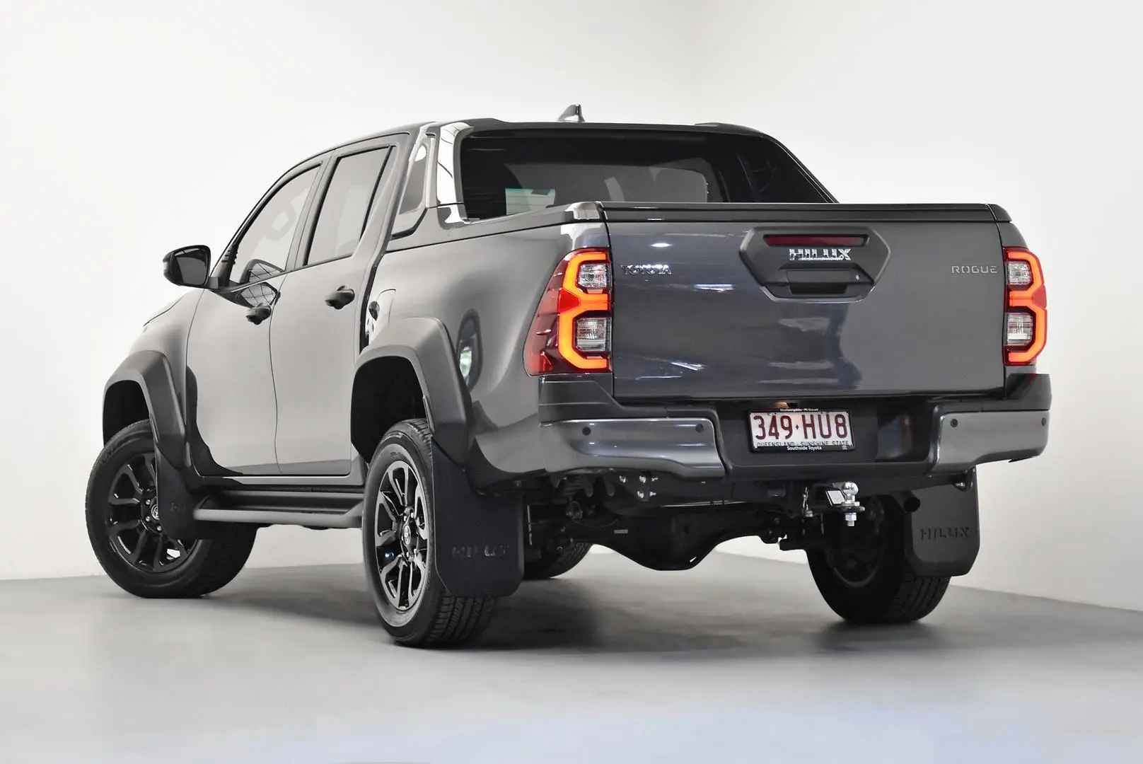 2023 Toyota Hilux Gallery Image 5