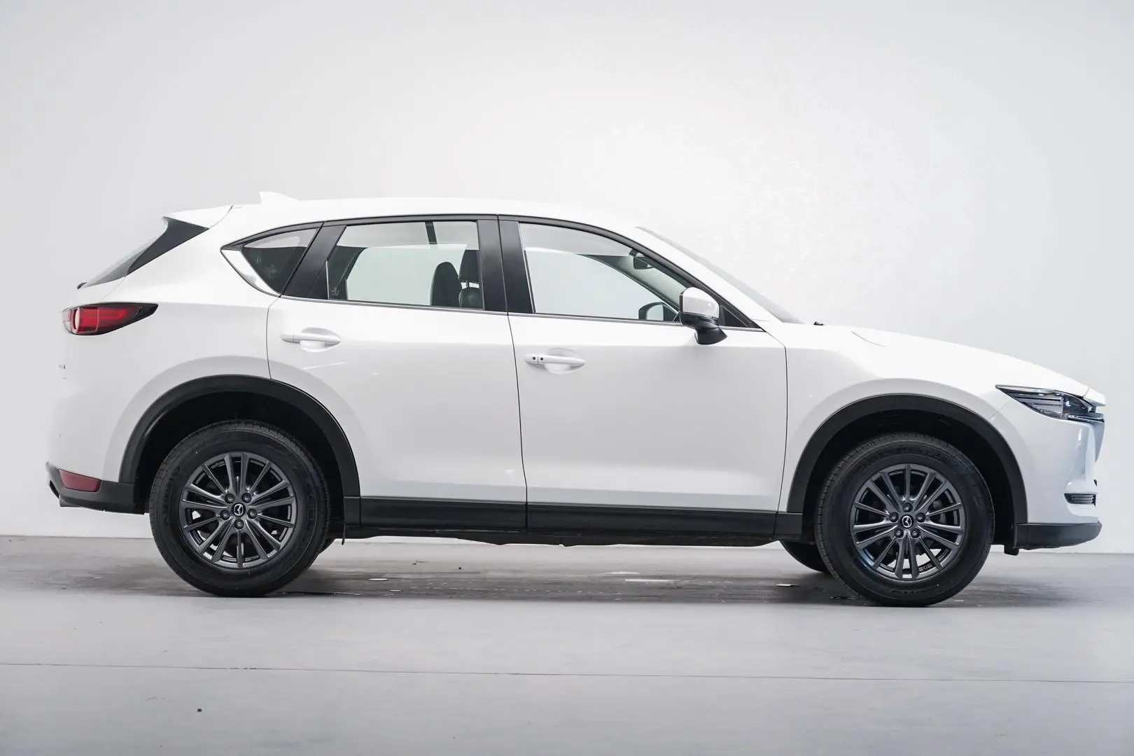 2021 Mazda CX-5 Gallery Image 2