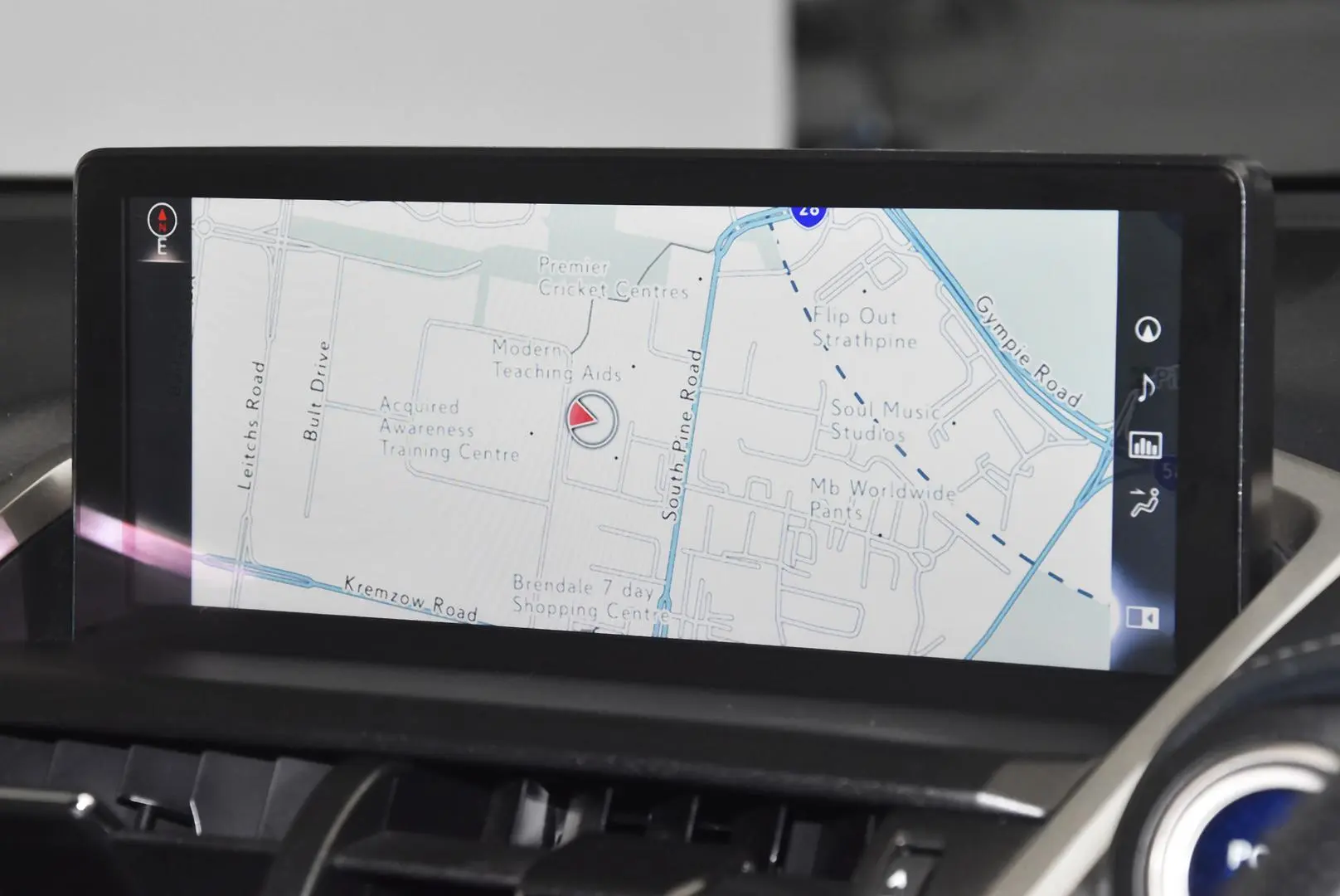 2019 Lexus NX Gallery Image 11