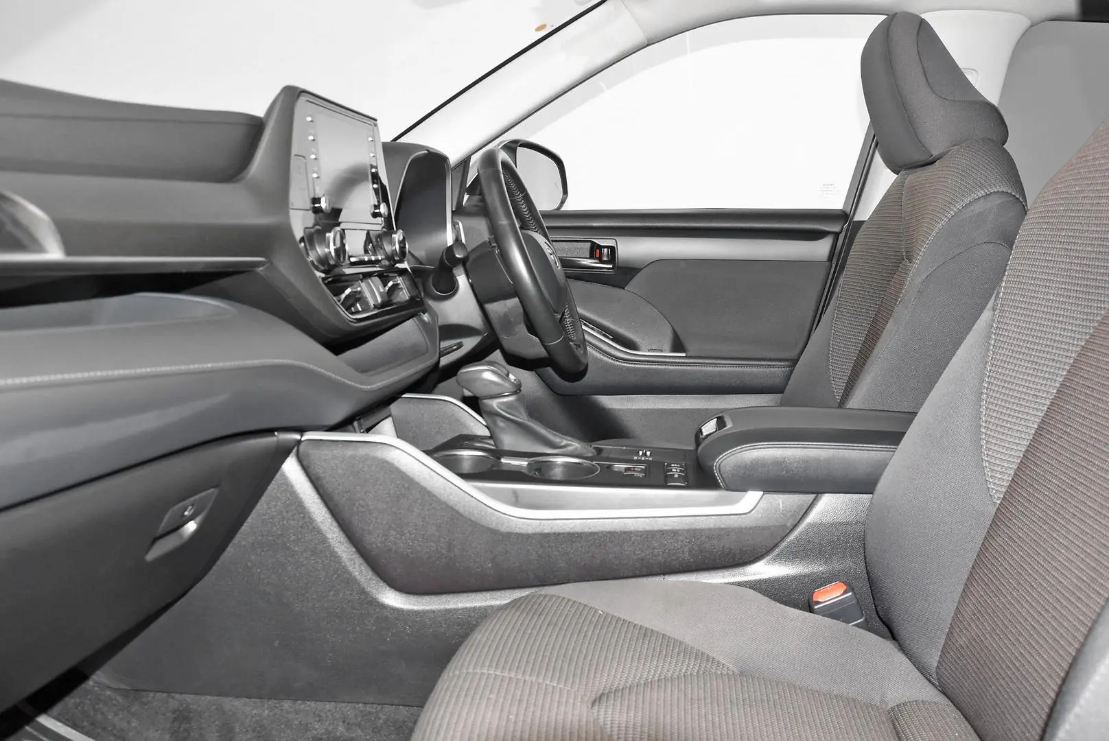 2021 Toyota Kluger Gallery Image 18