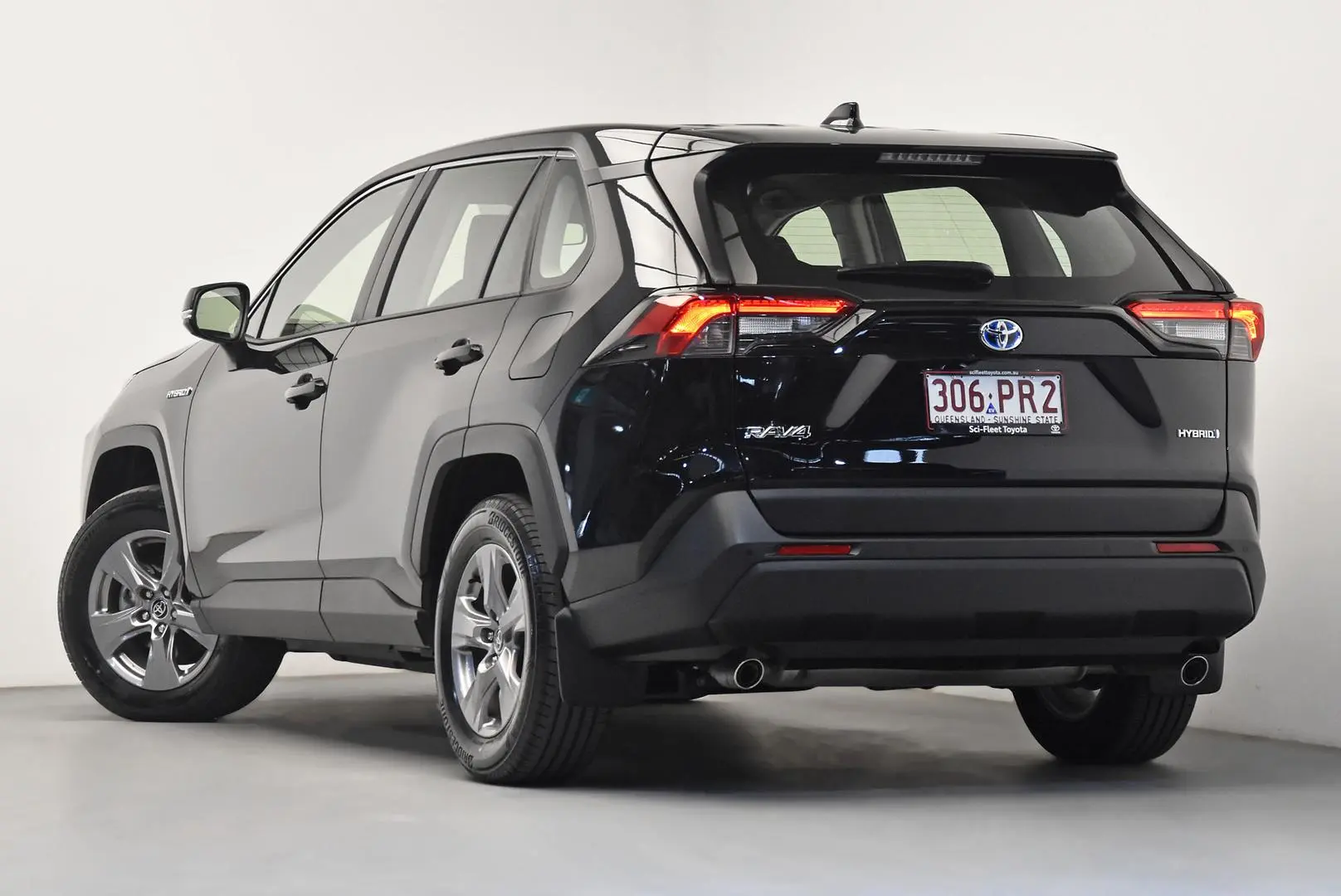 2024 Toyota RAV4 Gallery Image 5