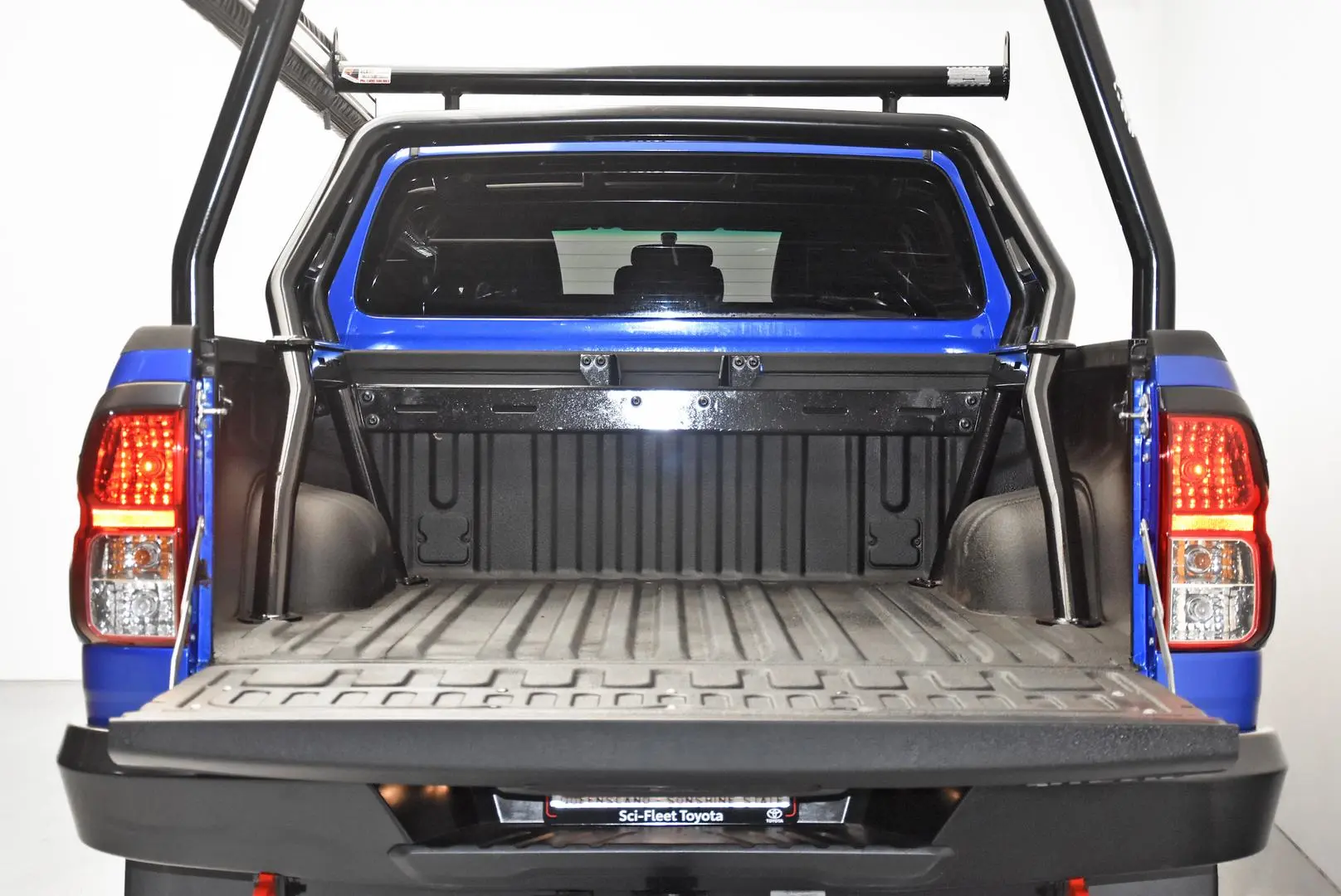 2018 Toyota Hilux Gallery Image 20