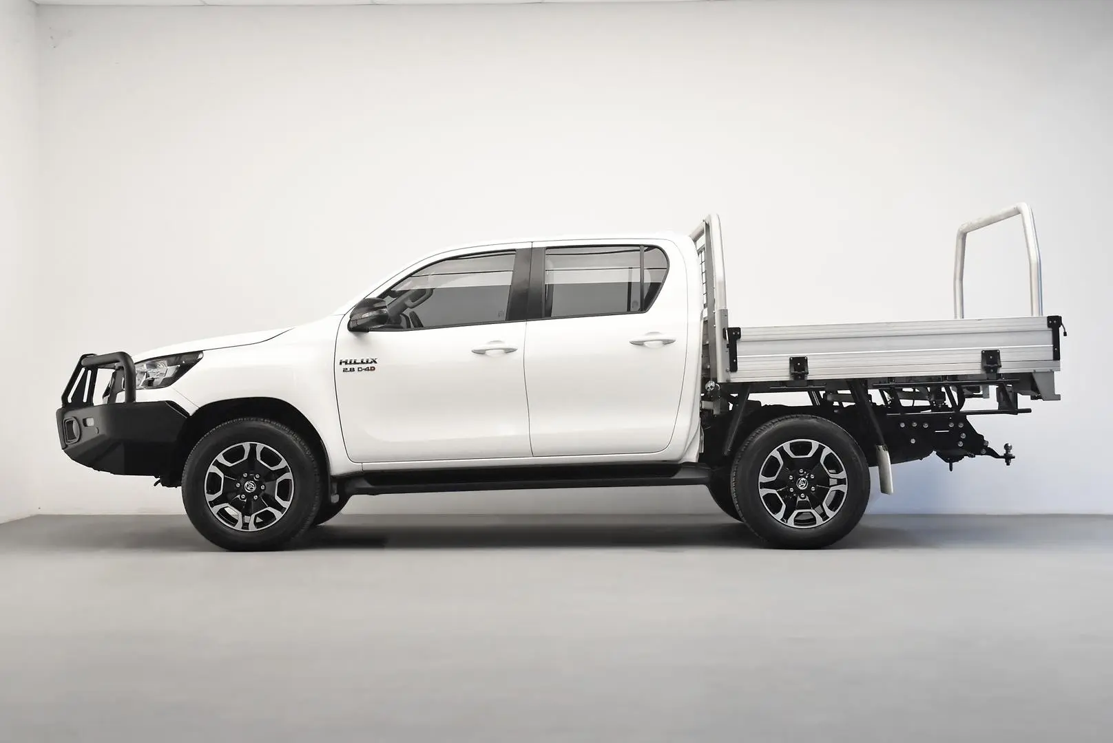 2023 Toyota Hilux Gallery Image 4
