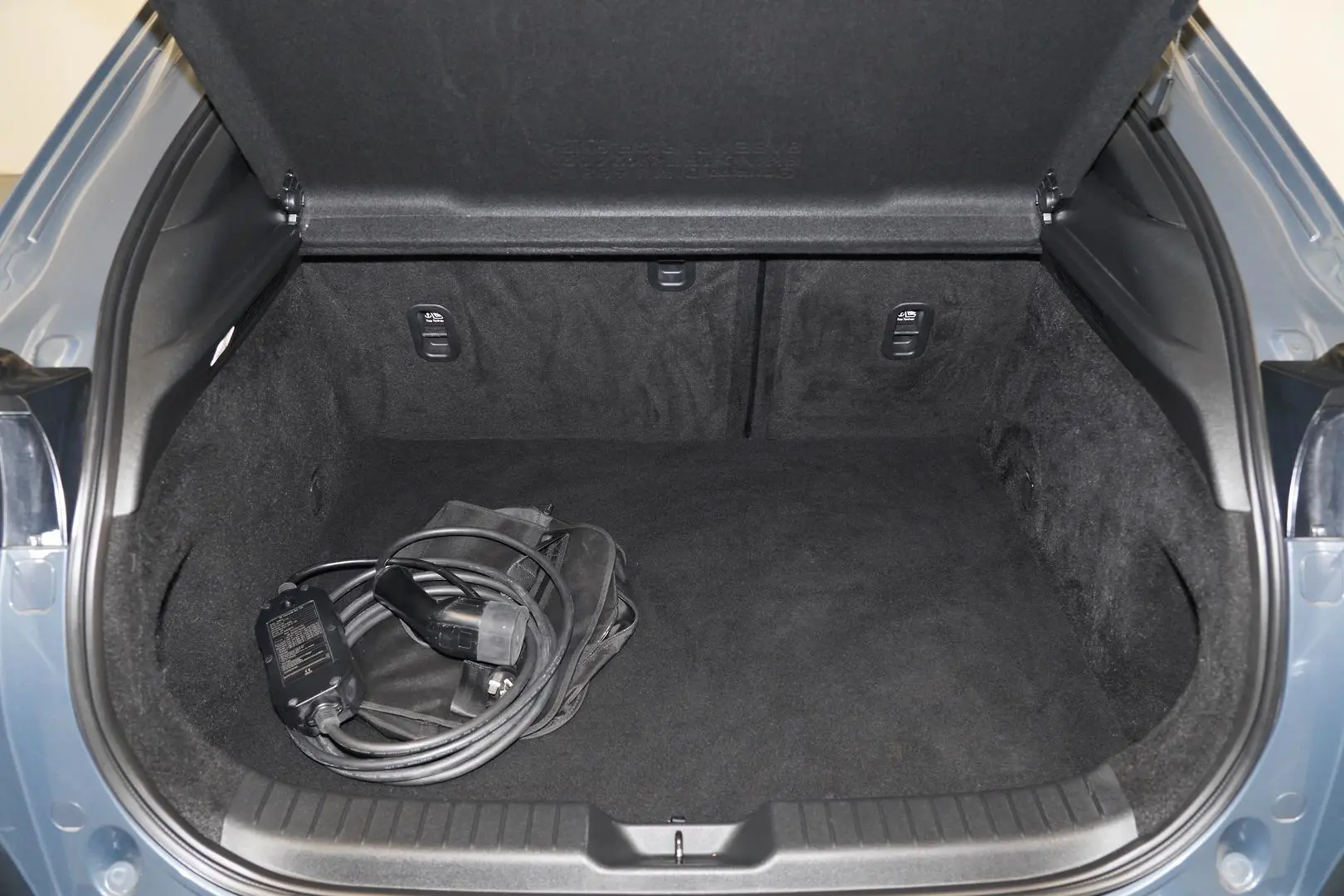 2021 Mazda MX-30 Gallery Image 8