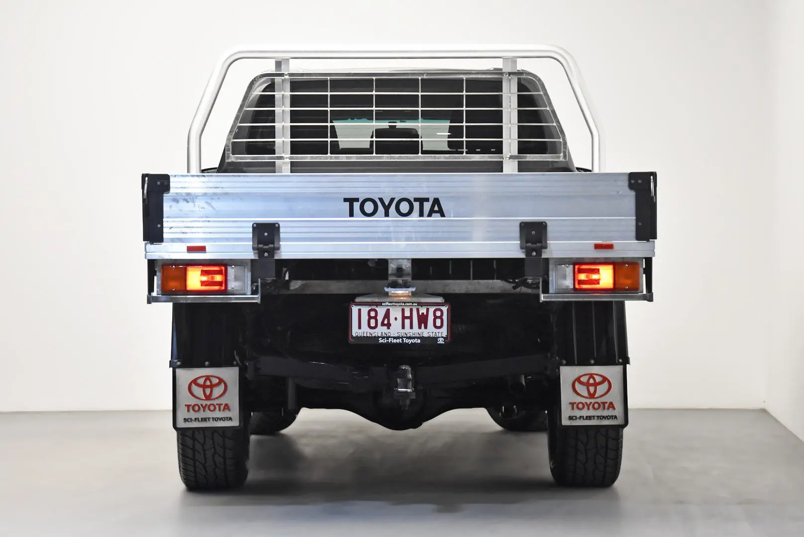 2019 Toyota Hilux Gallery Image 6