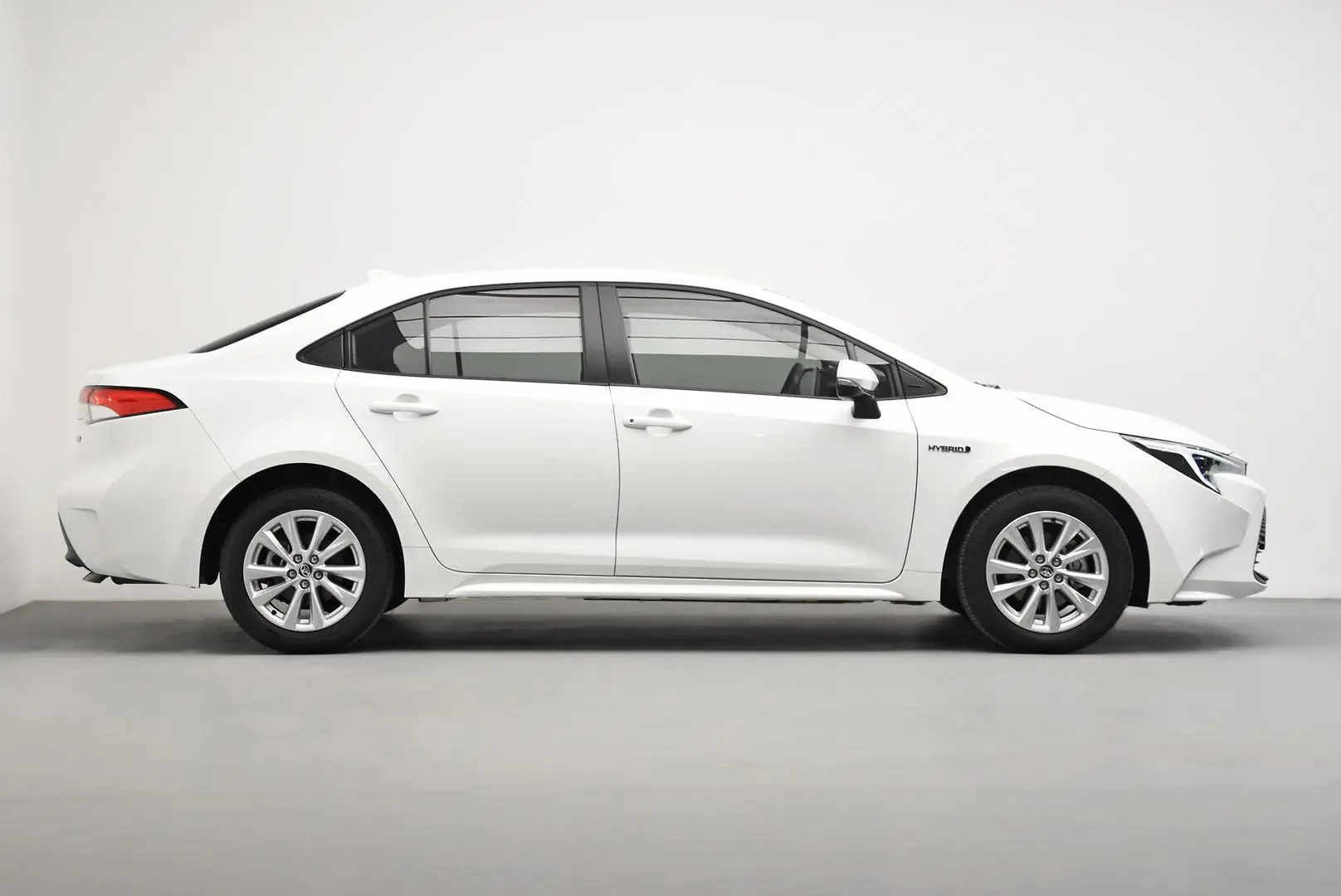 2024 Toyota Corolla Gallery Image 3