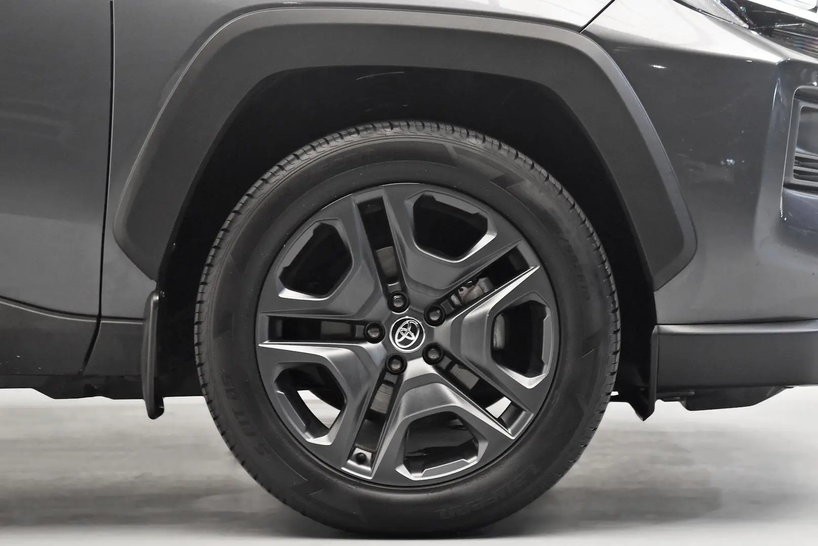 2022 Toyota RAV4 Gallery Image 25