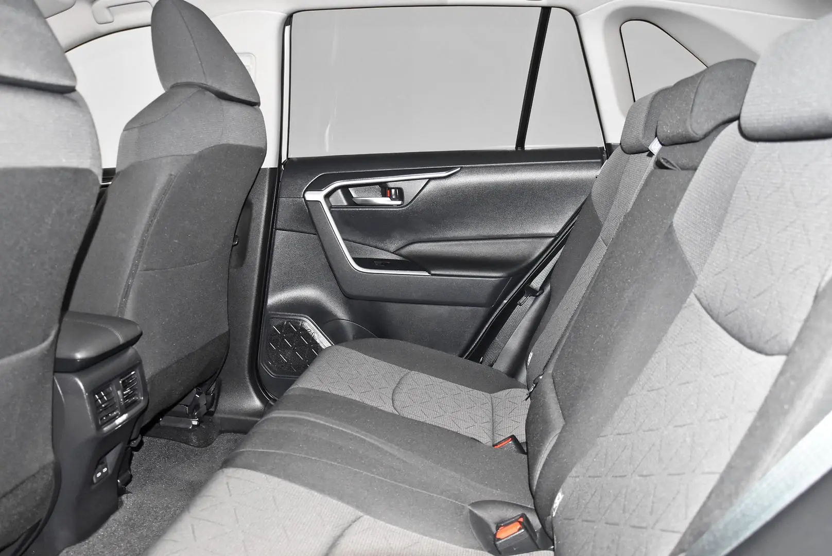 2024 Toyota RAV4 Gallery Image 19