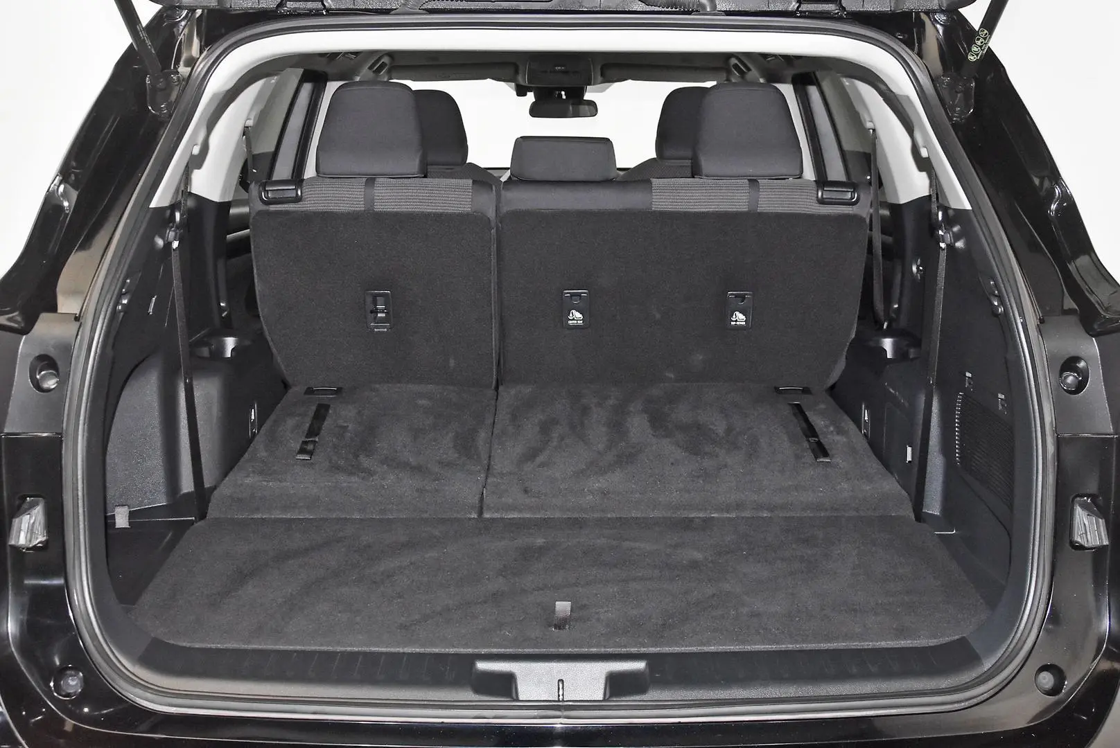 2025 Toyota Kluger Gallery Image 20