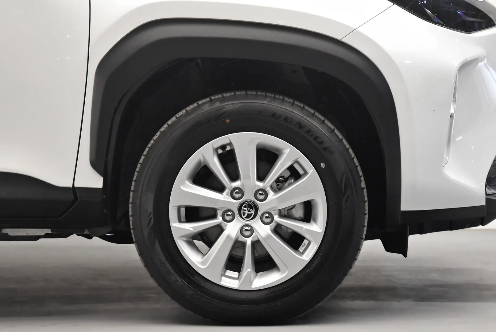 2025 Toyota Yaris Cross Gallery Image 24