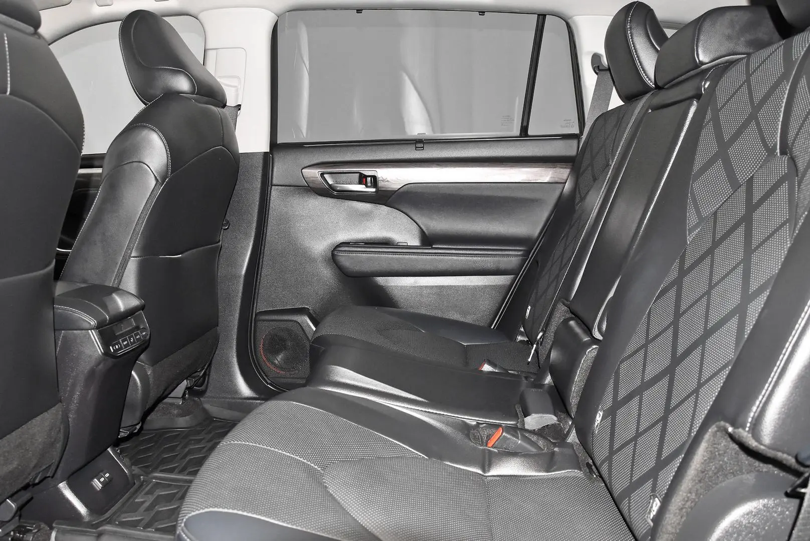 2024 Toyota Kluger Gallery Image 19