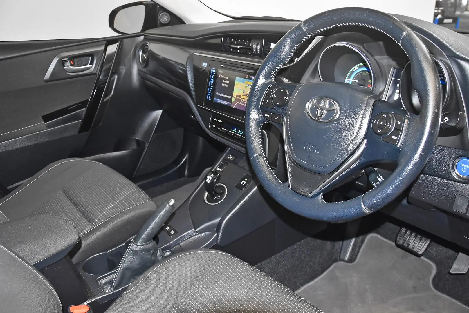 2018 Toyota Corolla Gallery Image 9