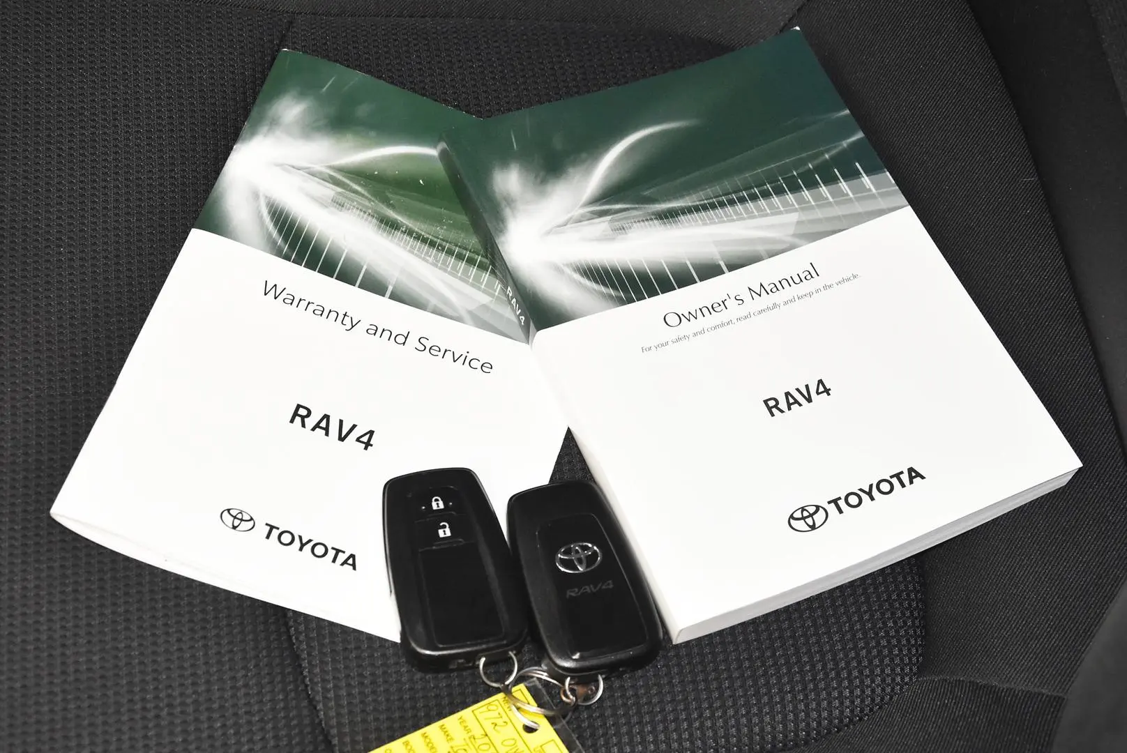 2022 Toyota RAV4 Gallery Image 19