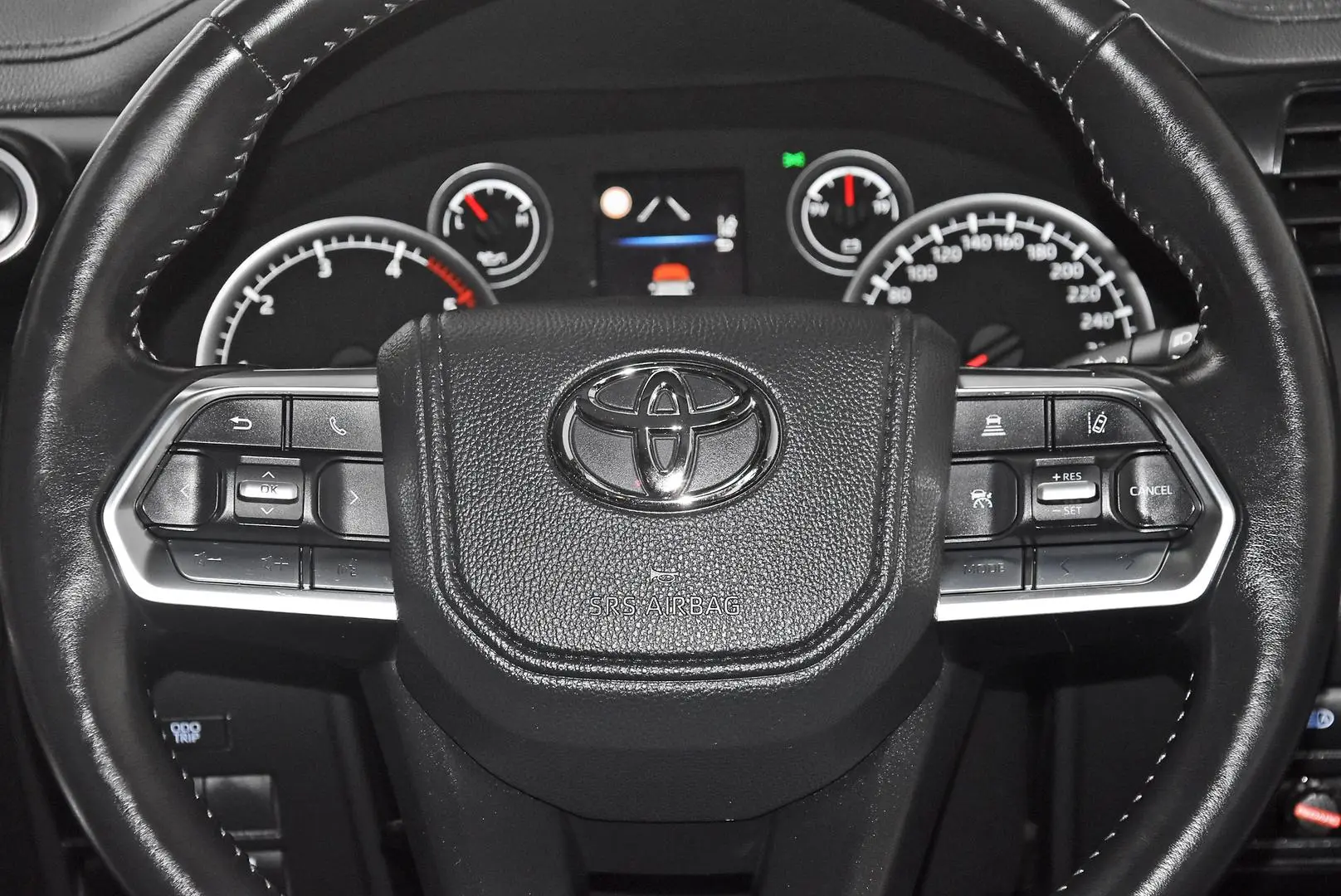 2022 Toyota Landcruiser Gallery Image 14