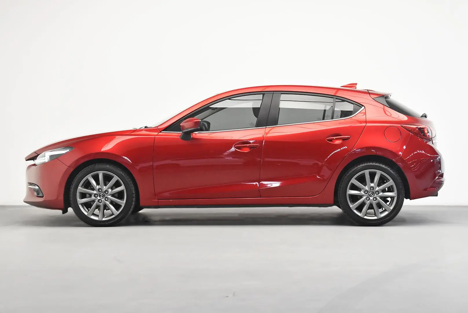 2018 Mazda 3 Gallery Image 4