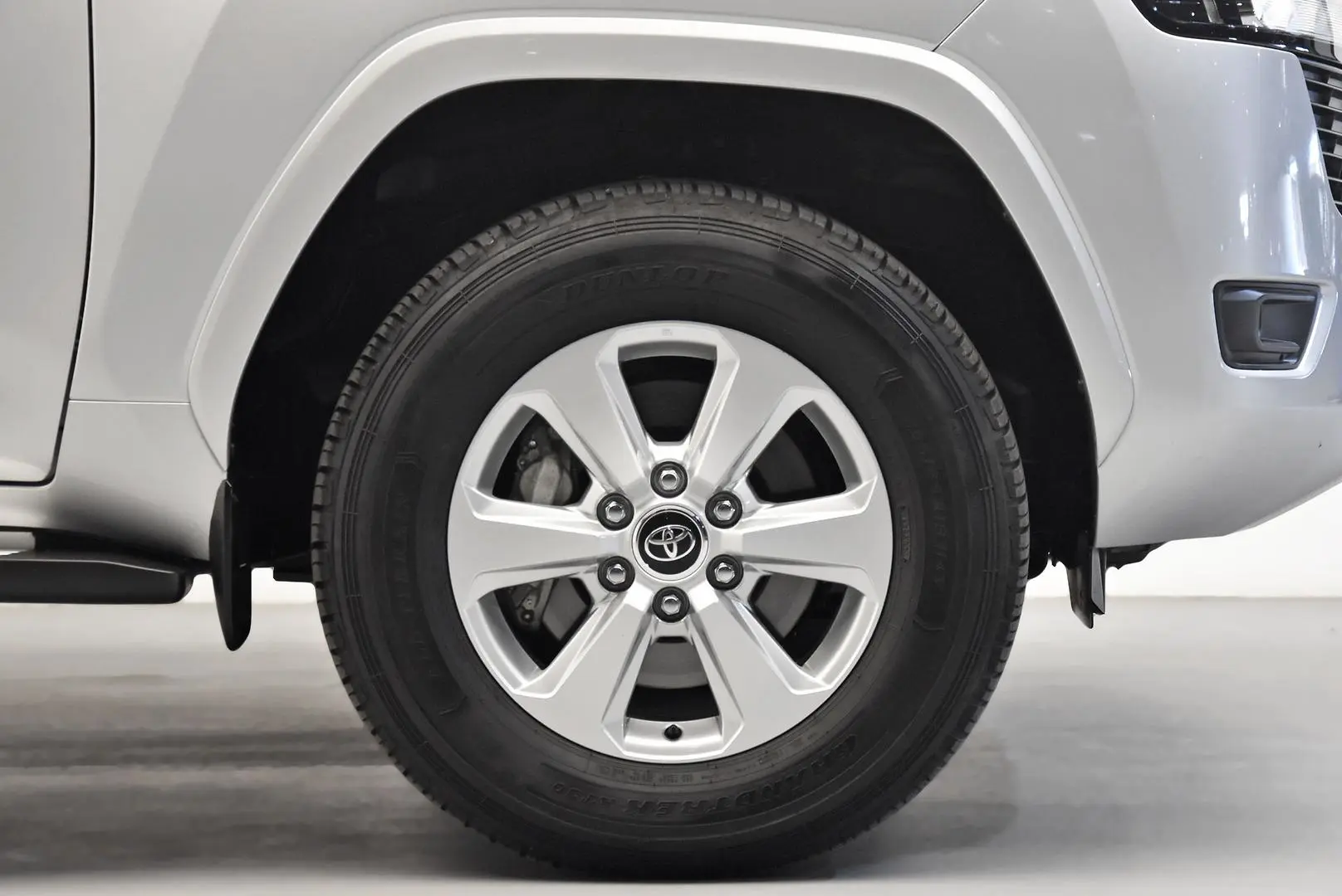 2024 Toyota Landcruiser Gallery Image 22