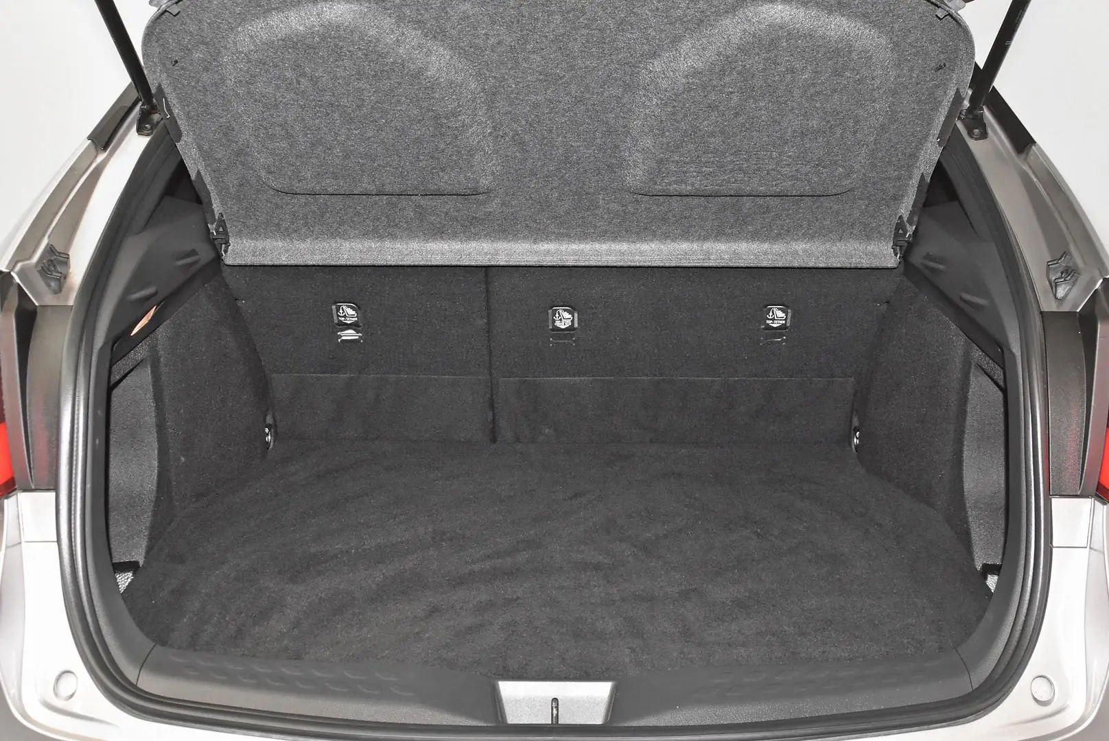 2023 Toyota C-HR Gallery Image 21