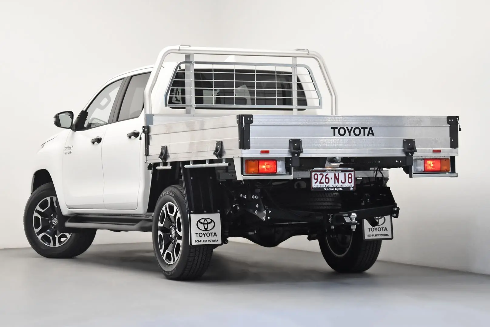 2025 Toyota Hilux Gallery Image 5