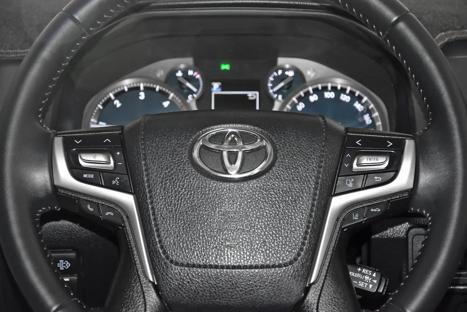 2019 Toyota Landcruiser Prado Gallery Image 14