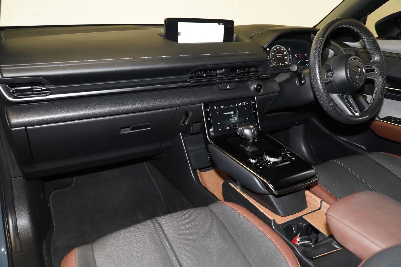 2021 Mazda MX-30 Gallery Image 9