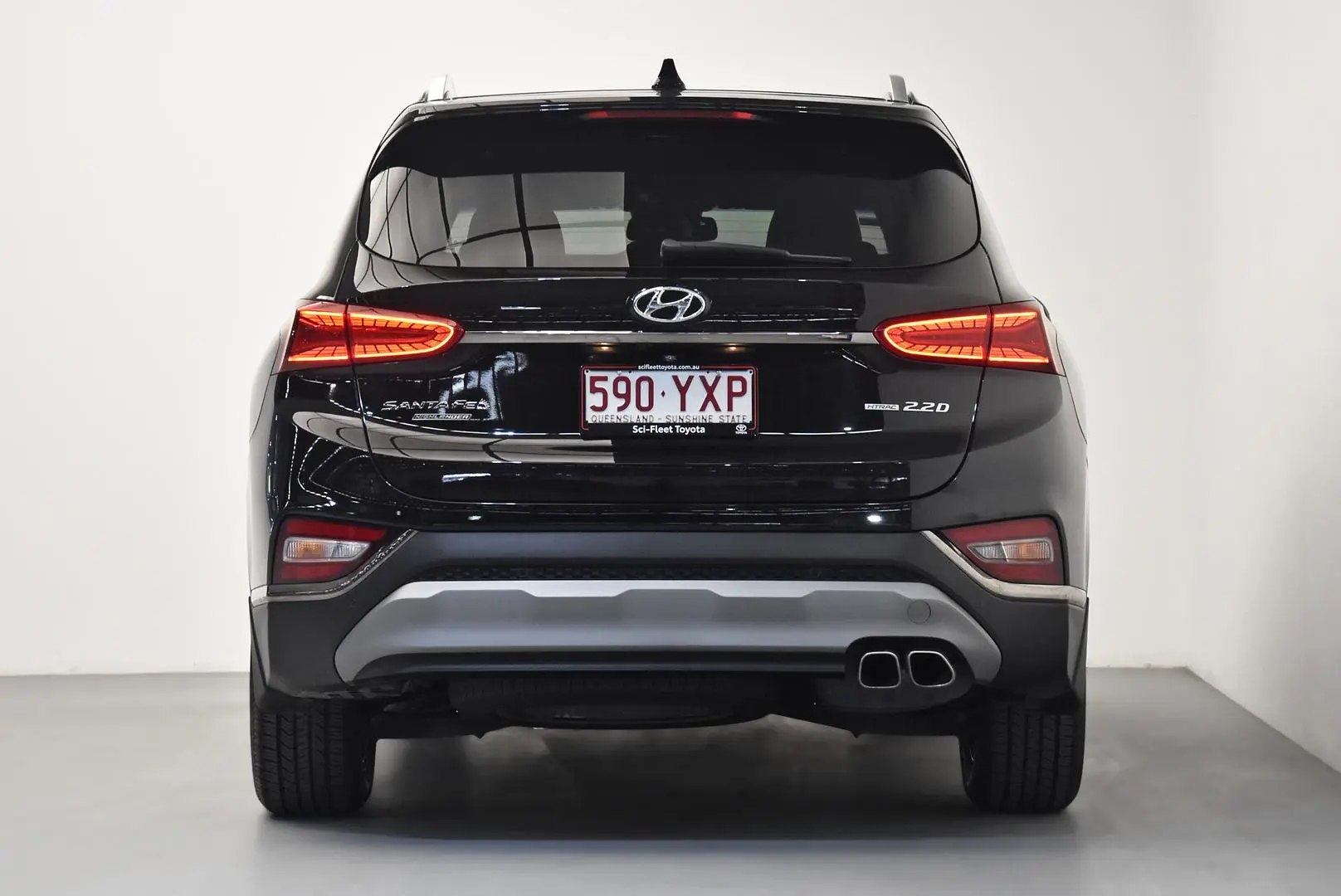 2018 Hyundai Santa Fe Gallery Image 6