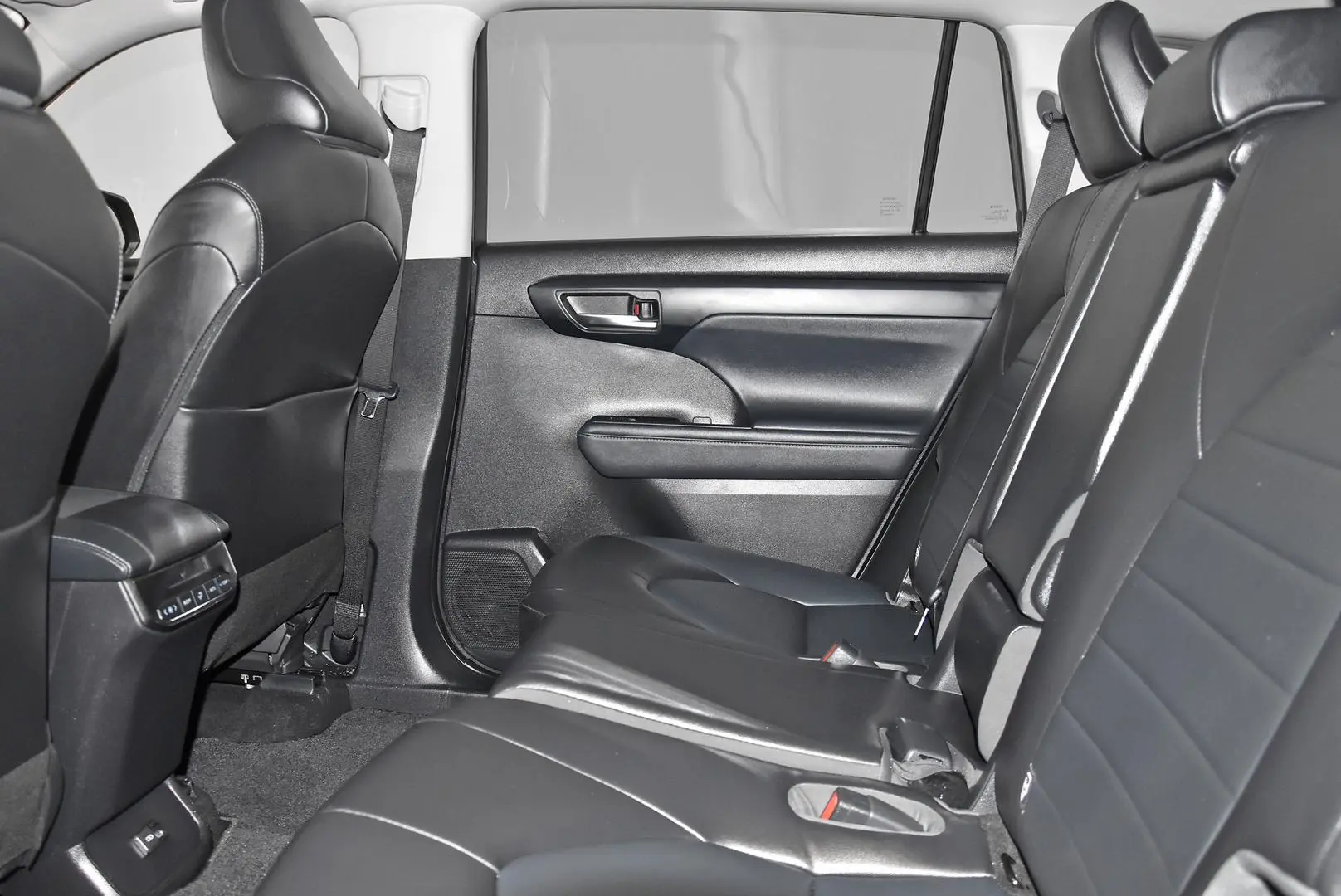 2022 Toyota Kluger Gallery Image 19