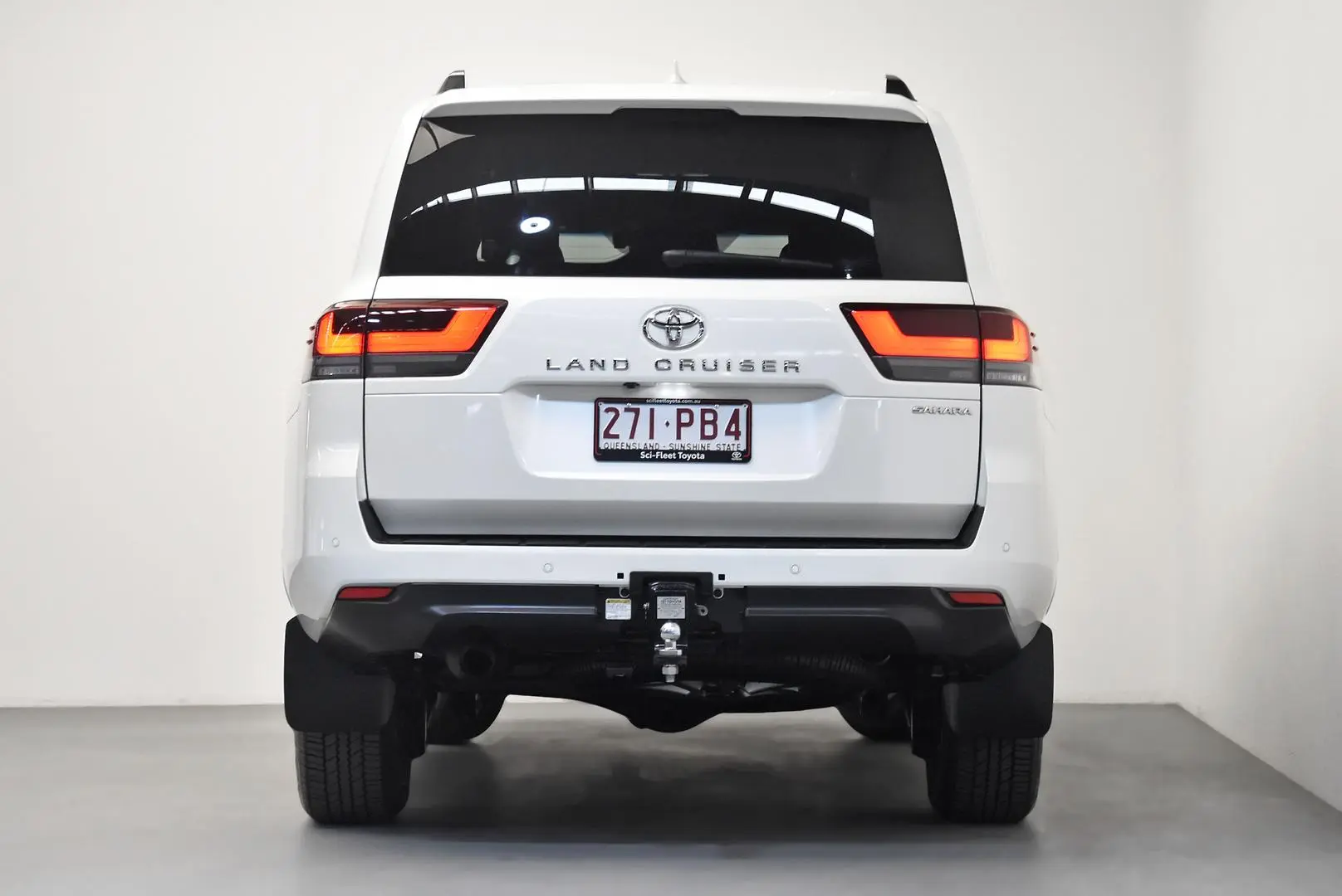 2023 Toyota Landcruiser Gallery Image 6