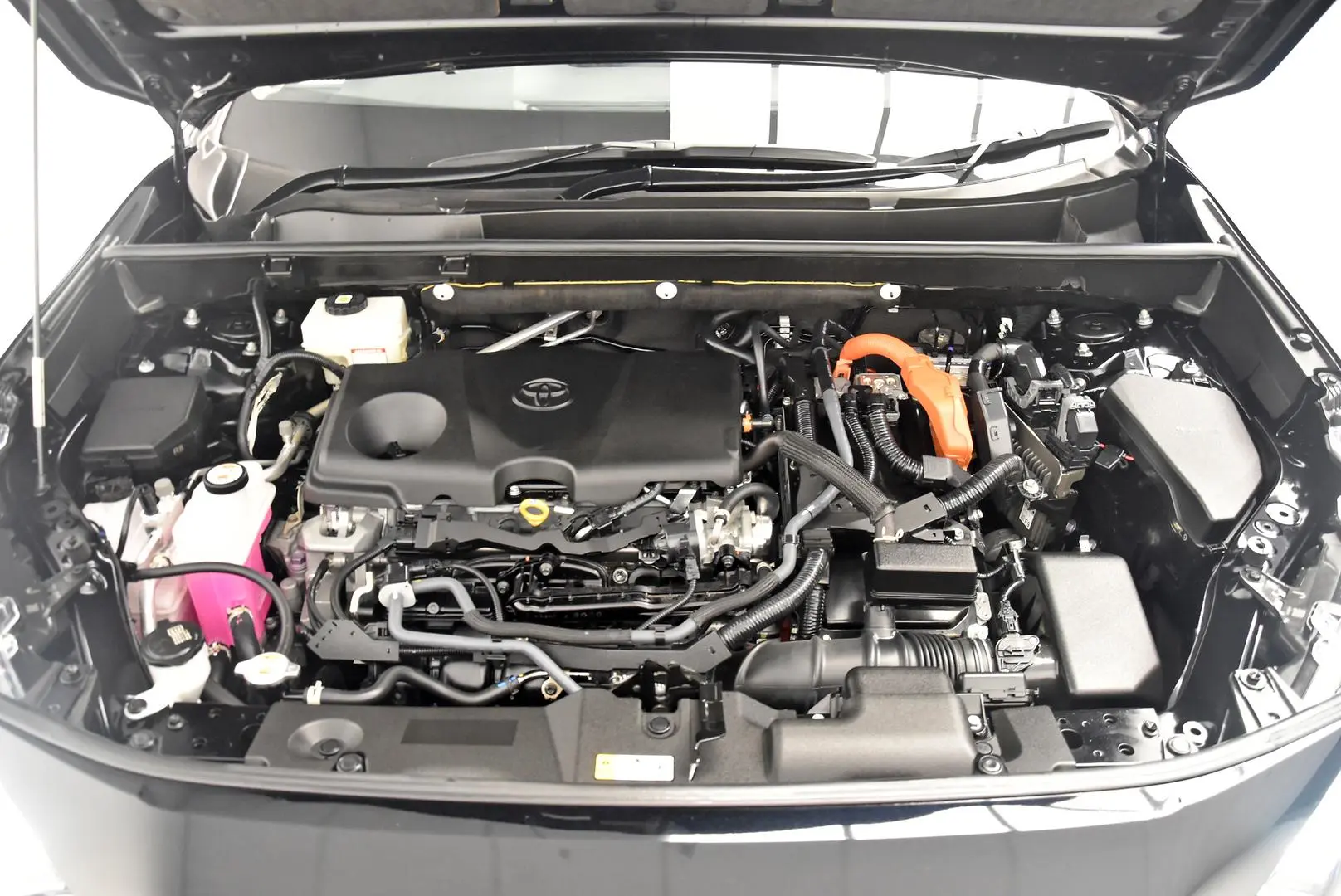 2021 Toyota RAV4 Gallery Image 24
