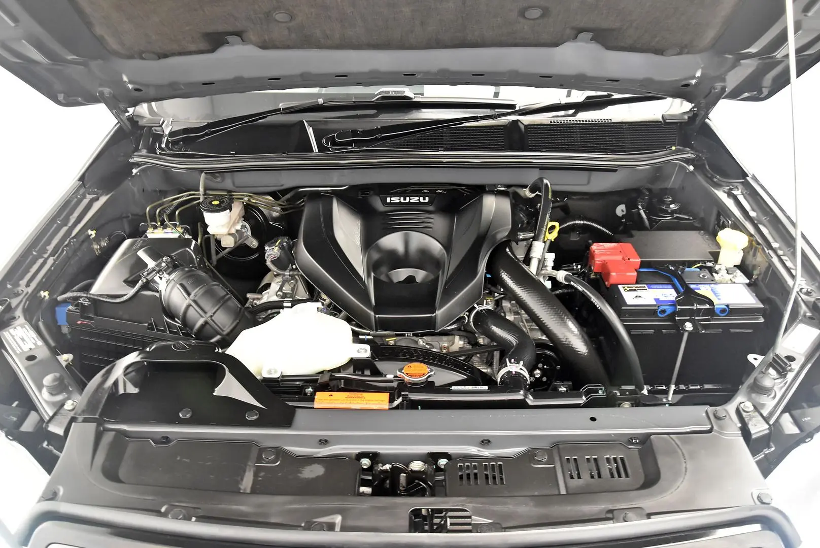 2021 Isuzu D-MAX Gallery Image 22