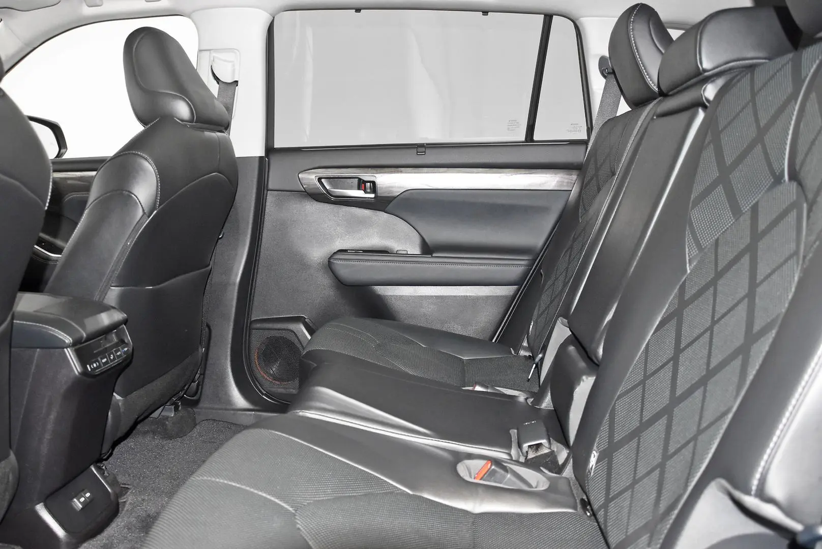2024 Toyota Kluger Gallery Image 19