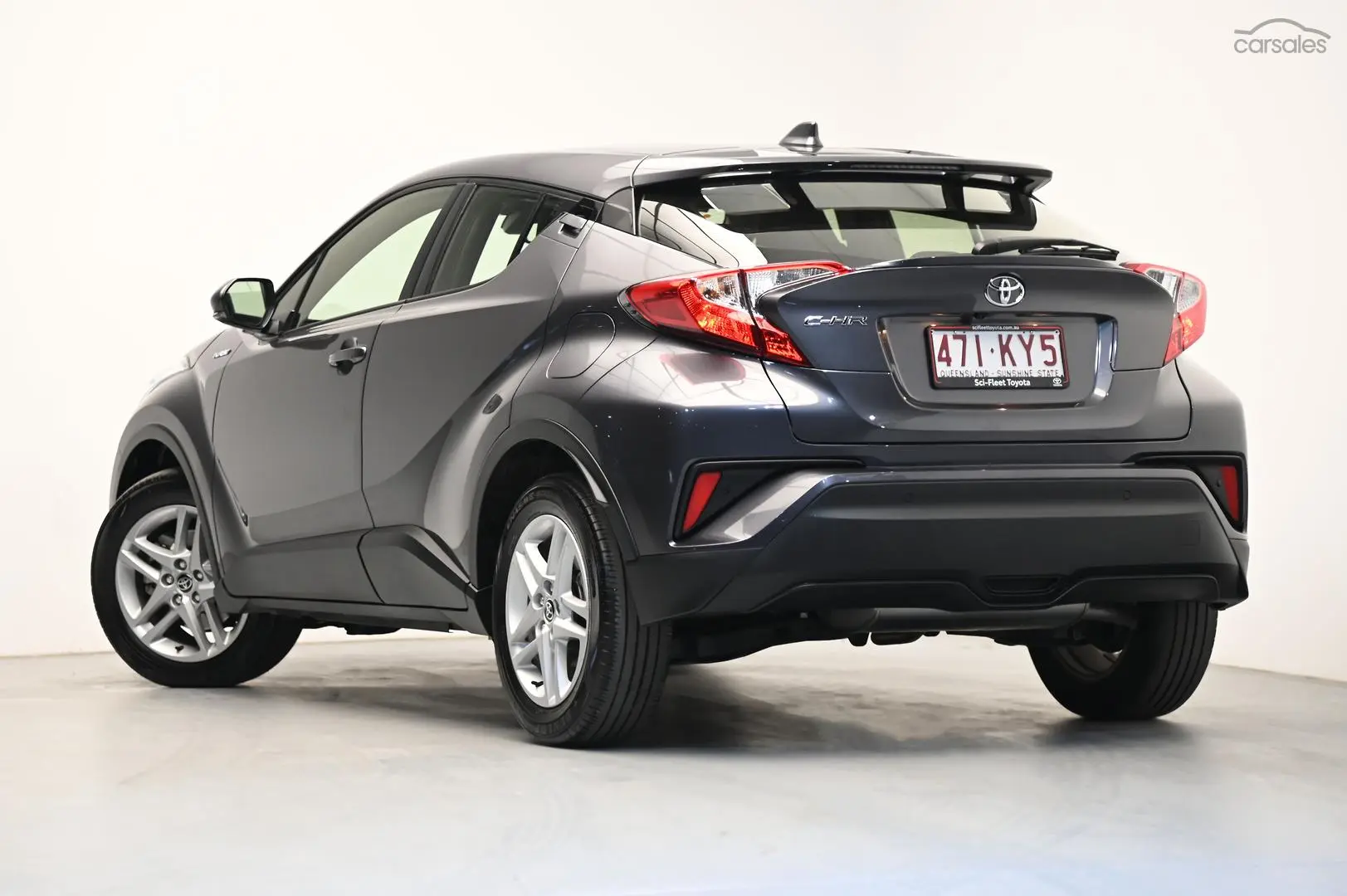 2022 Toyota C-HR Image 5