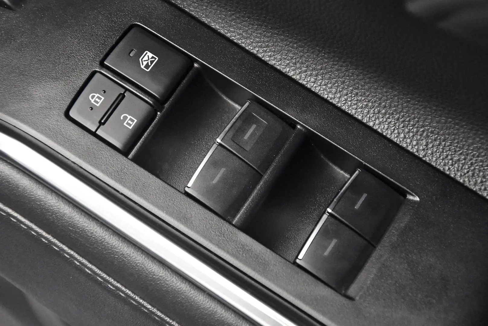 2024 Toyota Kluger Gallery Image 10