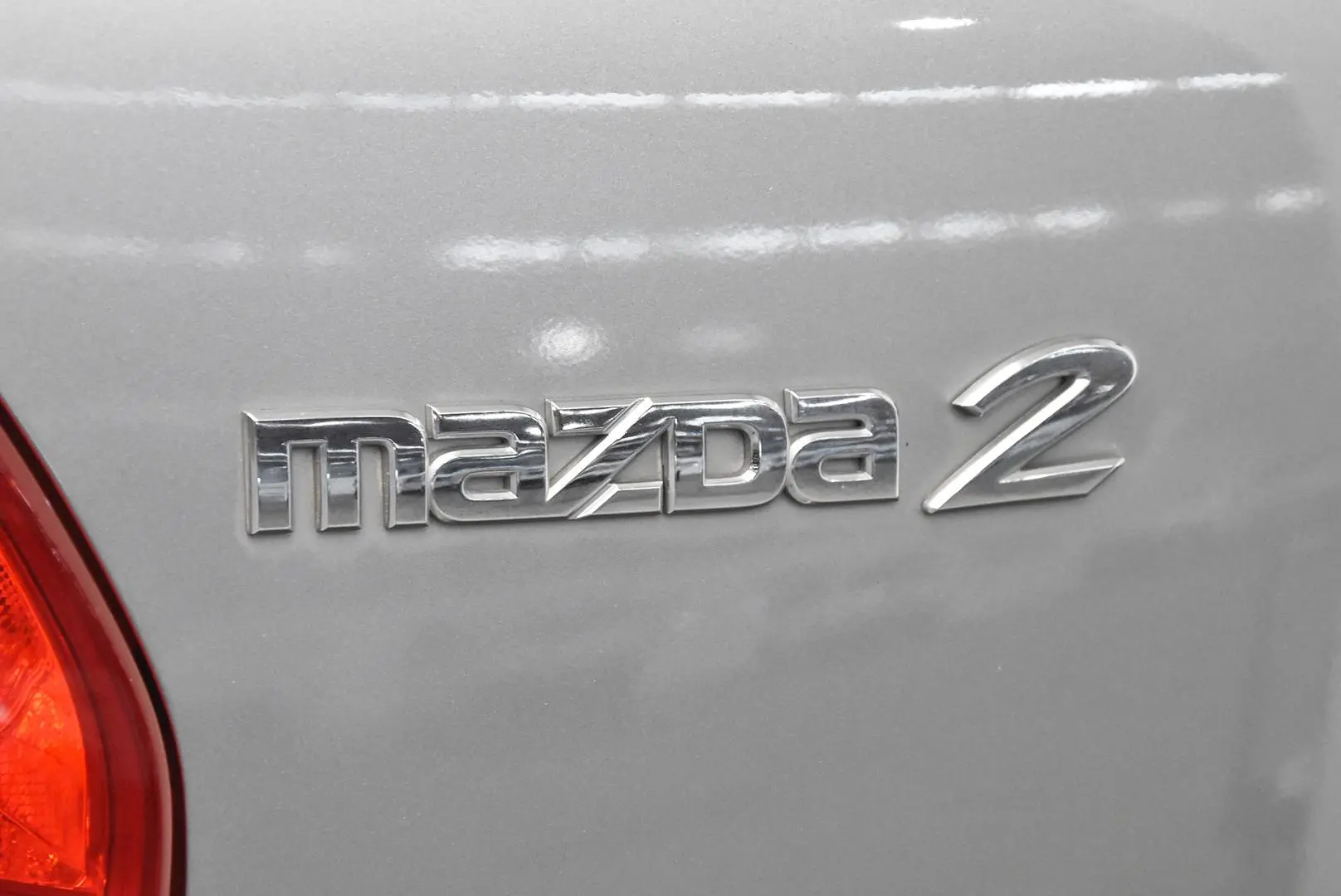 2014 Mazda 2 Gallery Image 7