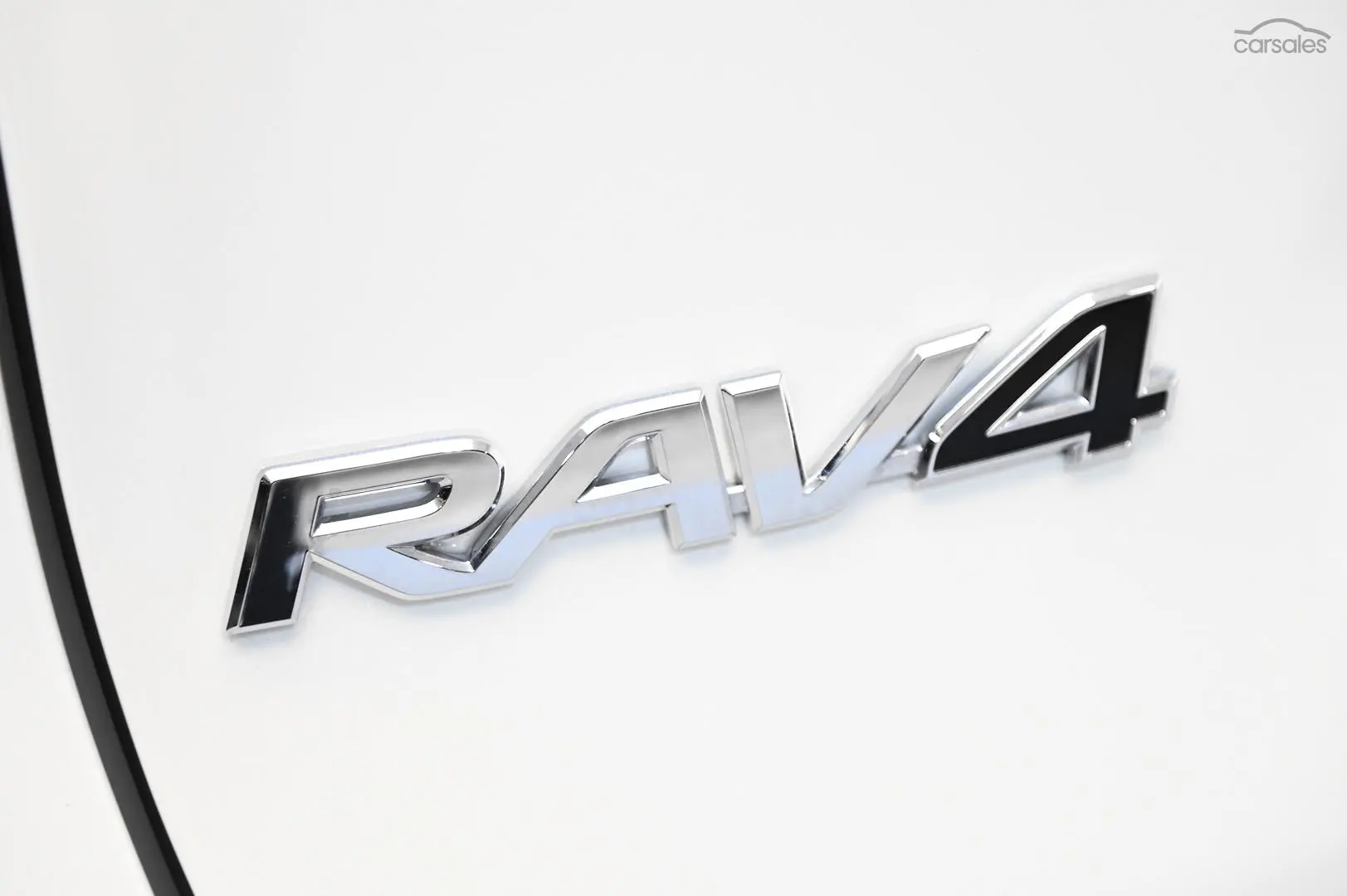2022 Toyota RAV4 Image 7