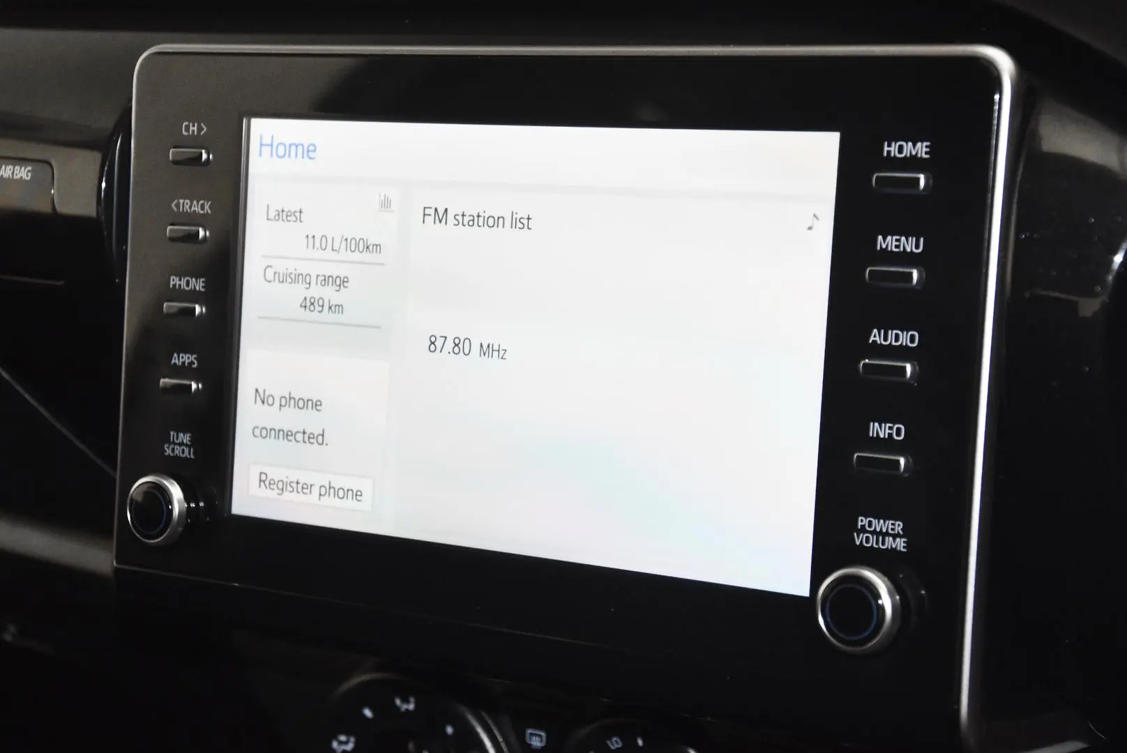 2021 Toyota Hilux Gallery Image 11