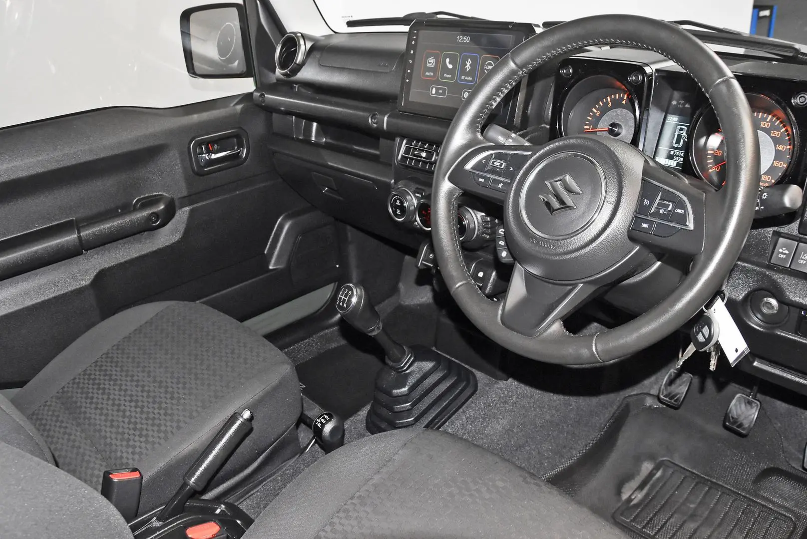 2022 Suzuki Jimny Gallery Image 8