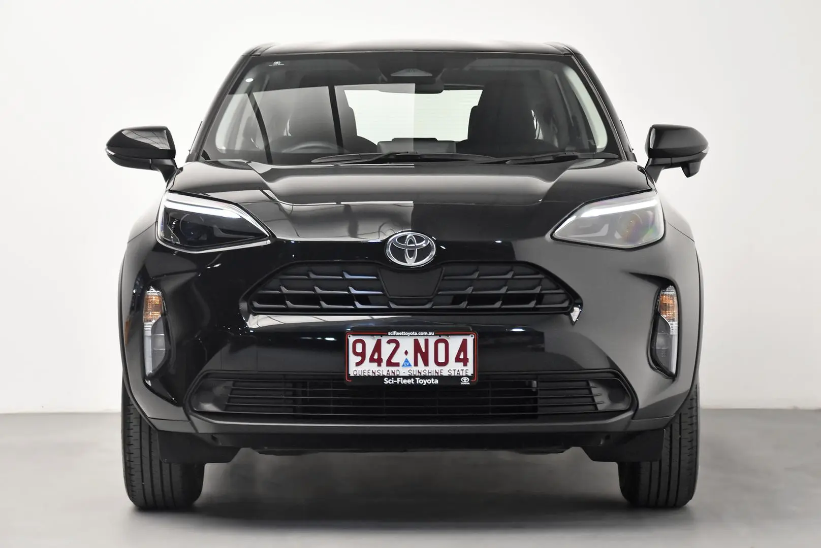 2024 Toyota Yaris Cross Gallery Image 2