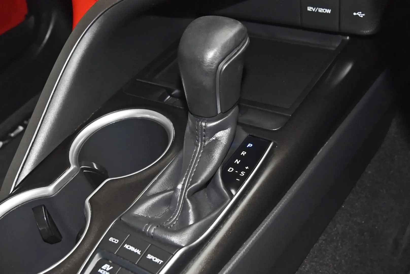 2021 Toyota Camry Gallery Image 13